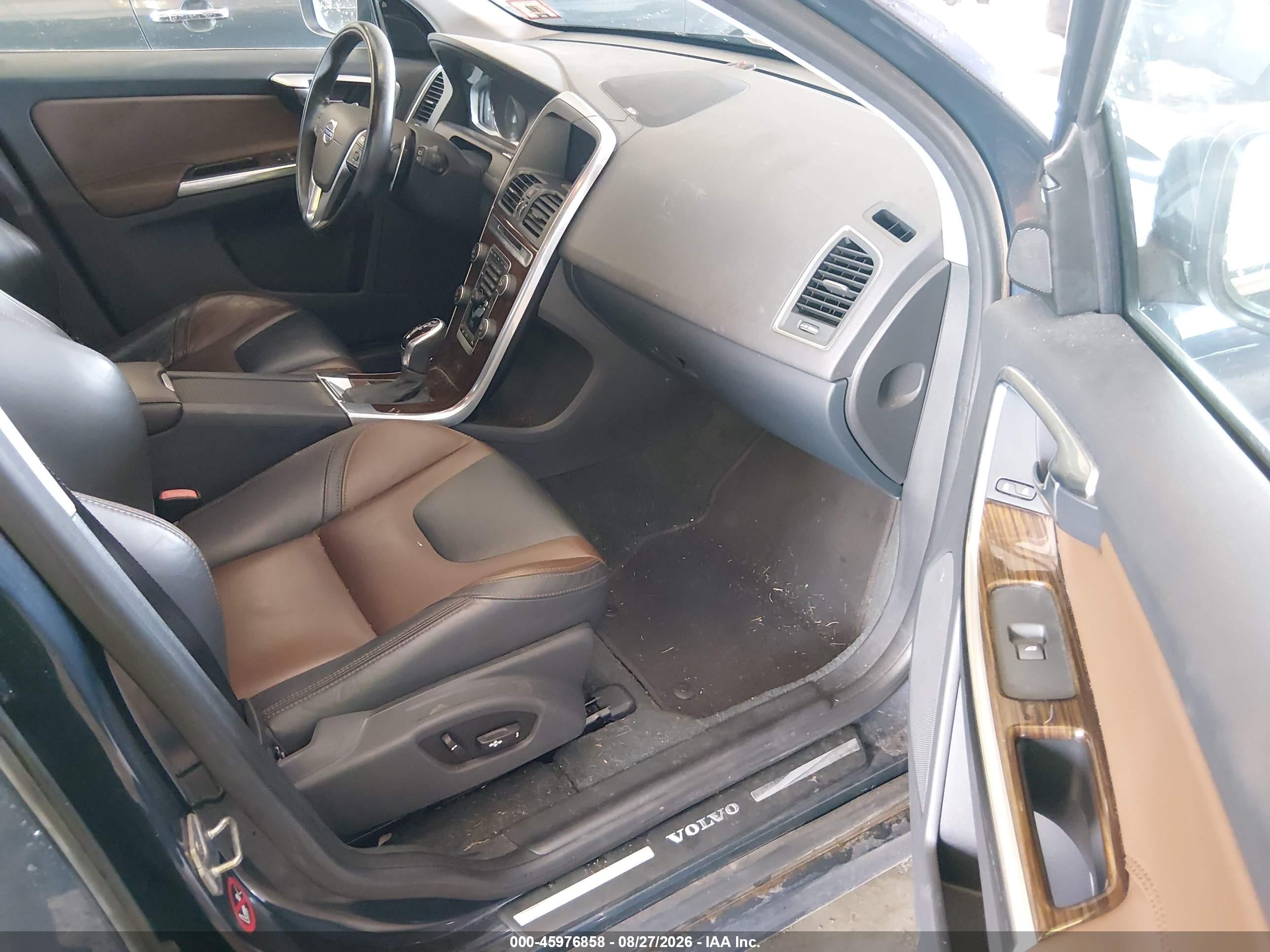 2014 Volvo Xc60 T6 Platinum Blue vin: YV4902DZ4E2536597
