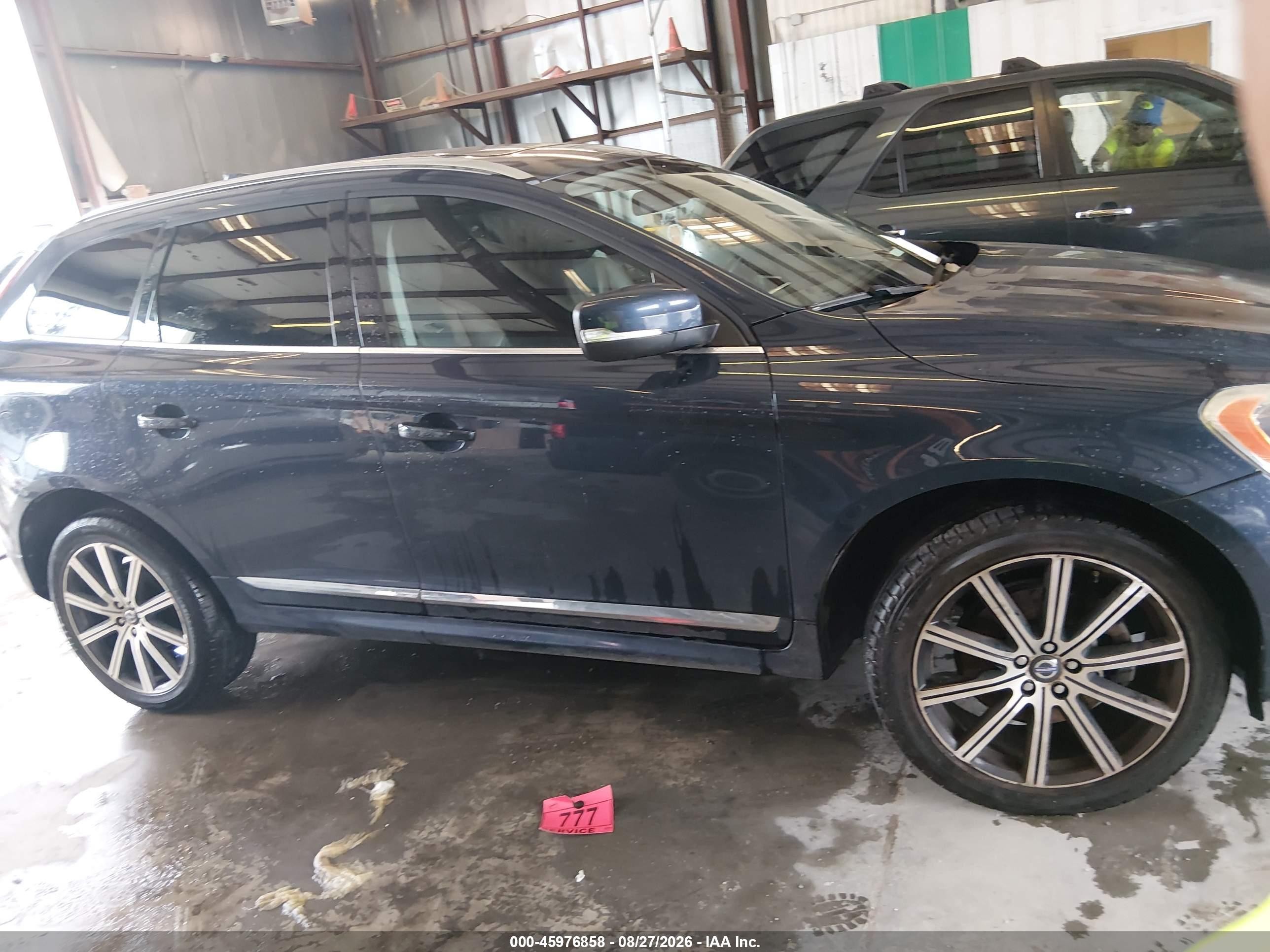 2014 Volvo Xc60 T6 Platinum Blue vin: YV4902DZ4E2536597