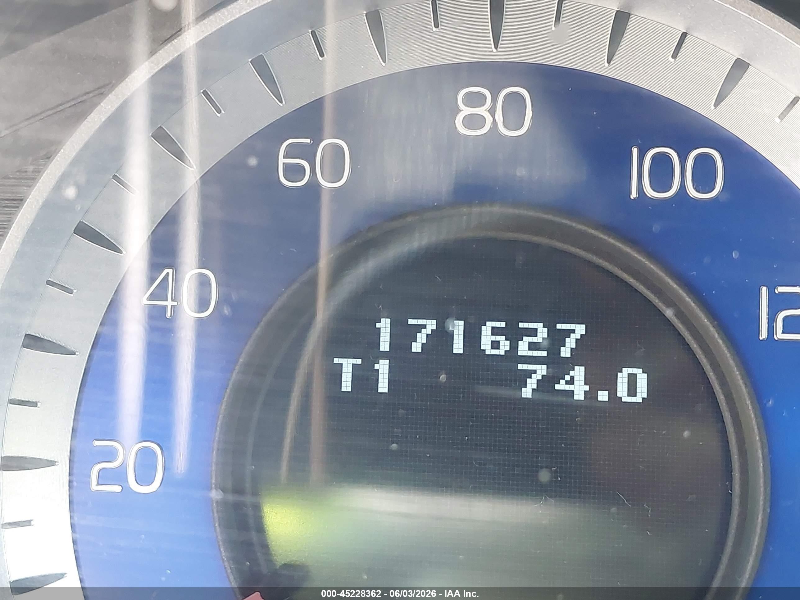 2011 Volvo Xc60 T6/t6 R-design Серебряный vin: YV4902DZ5B2180527