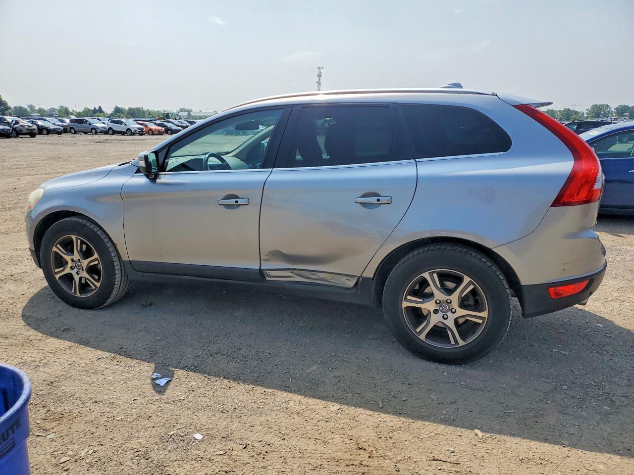 2012 Volvo Xc60 T6 Silver vin: YV4902DZ5C2296473