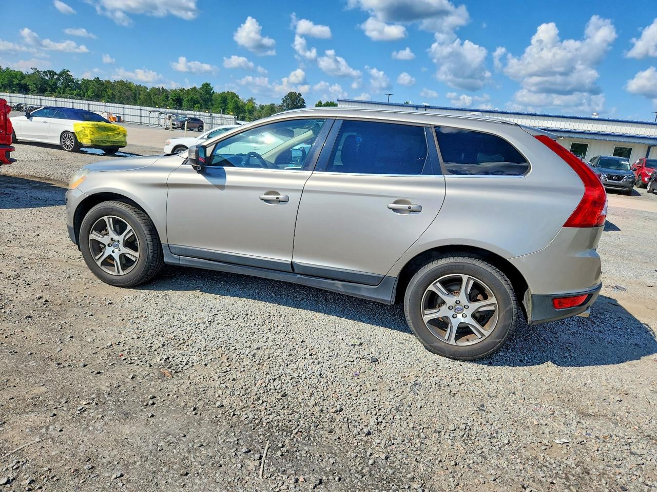 2012 Volvo Xc60 T6 Бежевый vin: YV4902DZ6C2295994