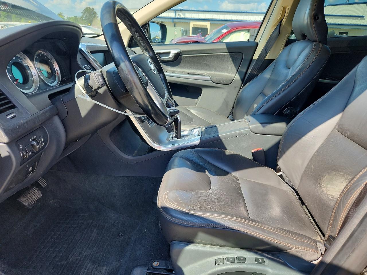 2012 Volvo Xc60 T6 Бежевый vin: YV4902DZ6C2295994