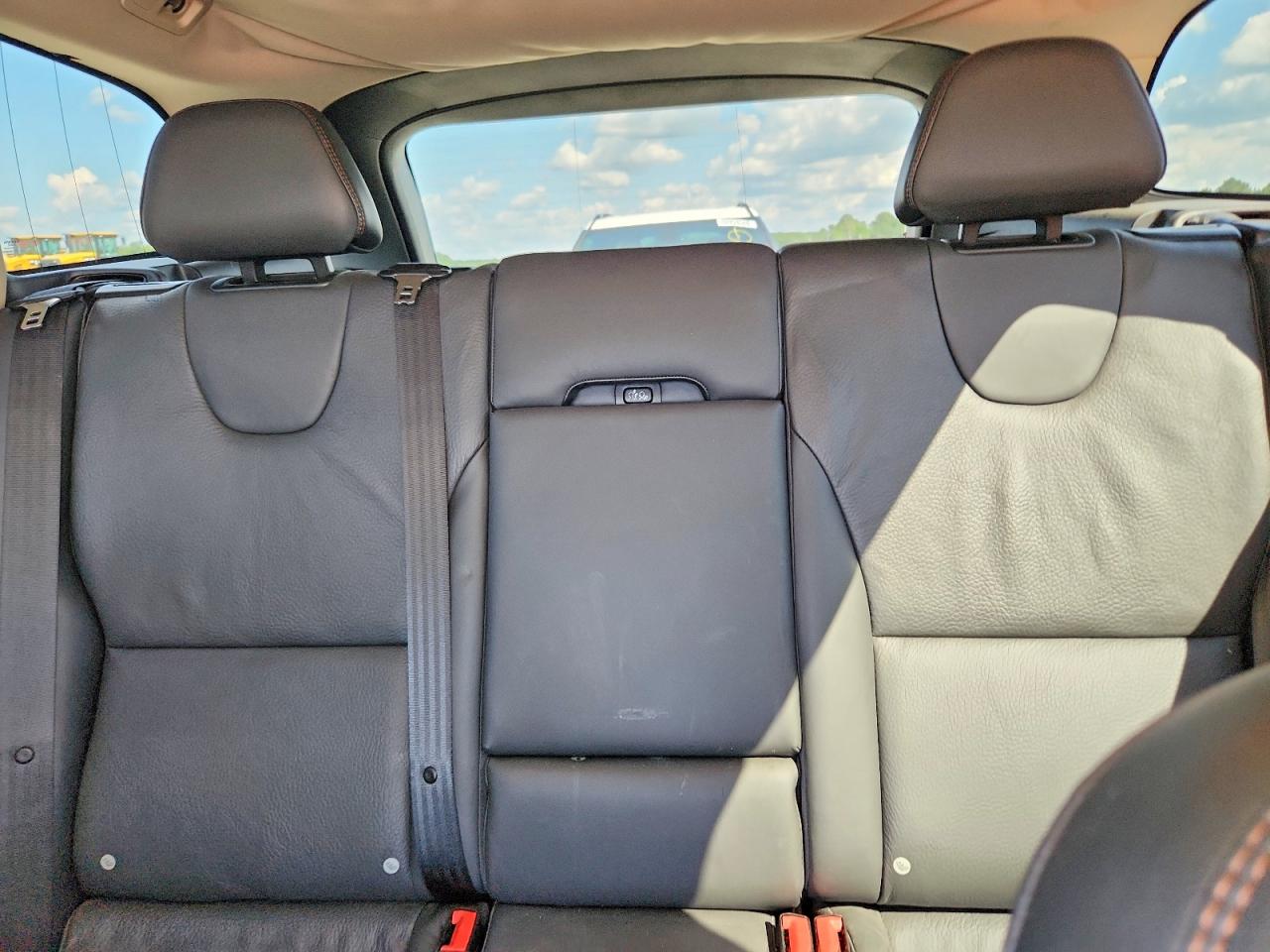 2012 Volvo Xc60 T6 Бежевый vin: YV4902DZ6C2295994