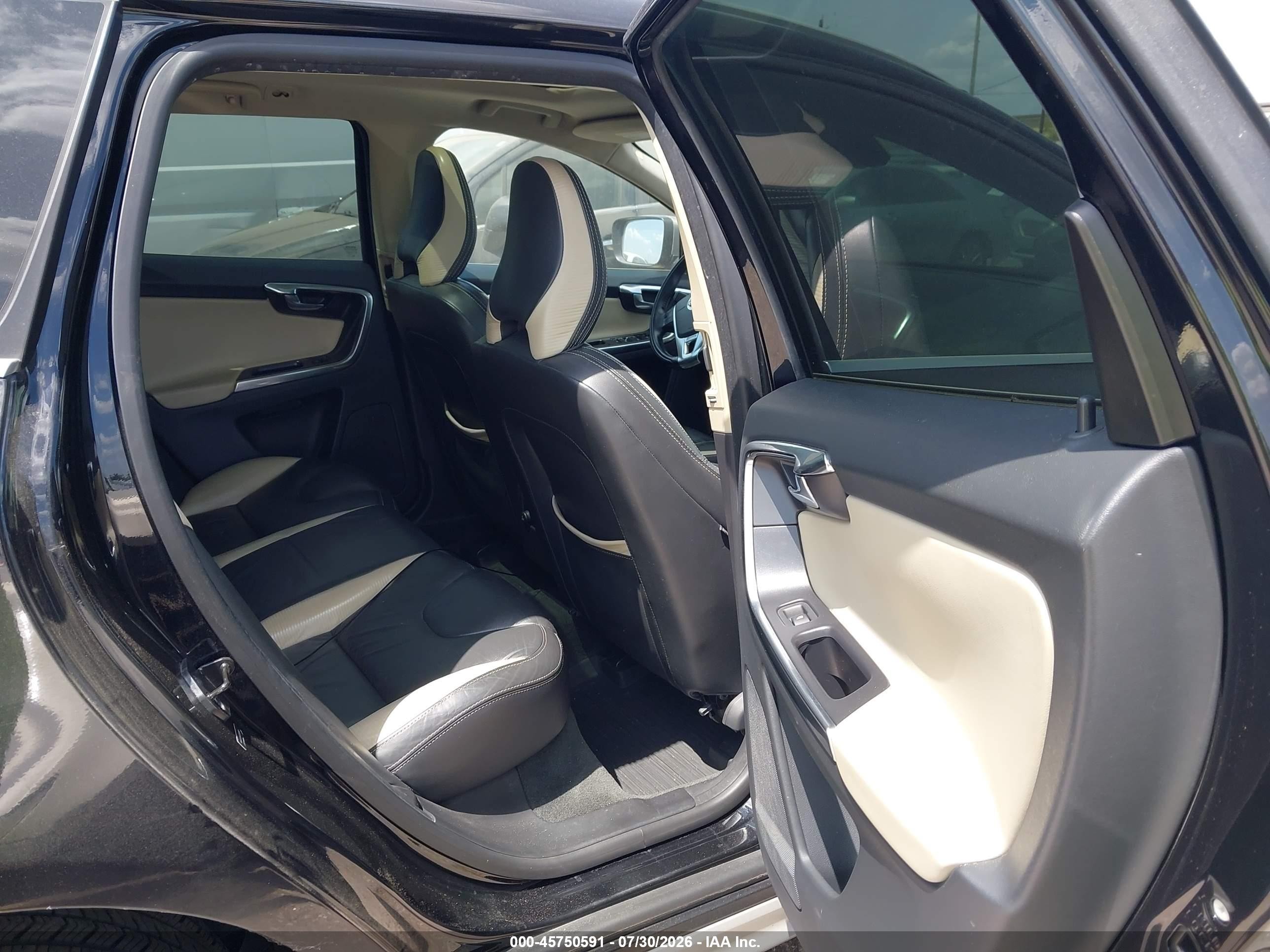 2012 Volvo Xc60 T6/t6 Platinum/t6 Premier Plus/t6 R-design/t6 R-design Platinum/t6 R-design Premier Plus Black vin: YV4902DZ6C2326161