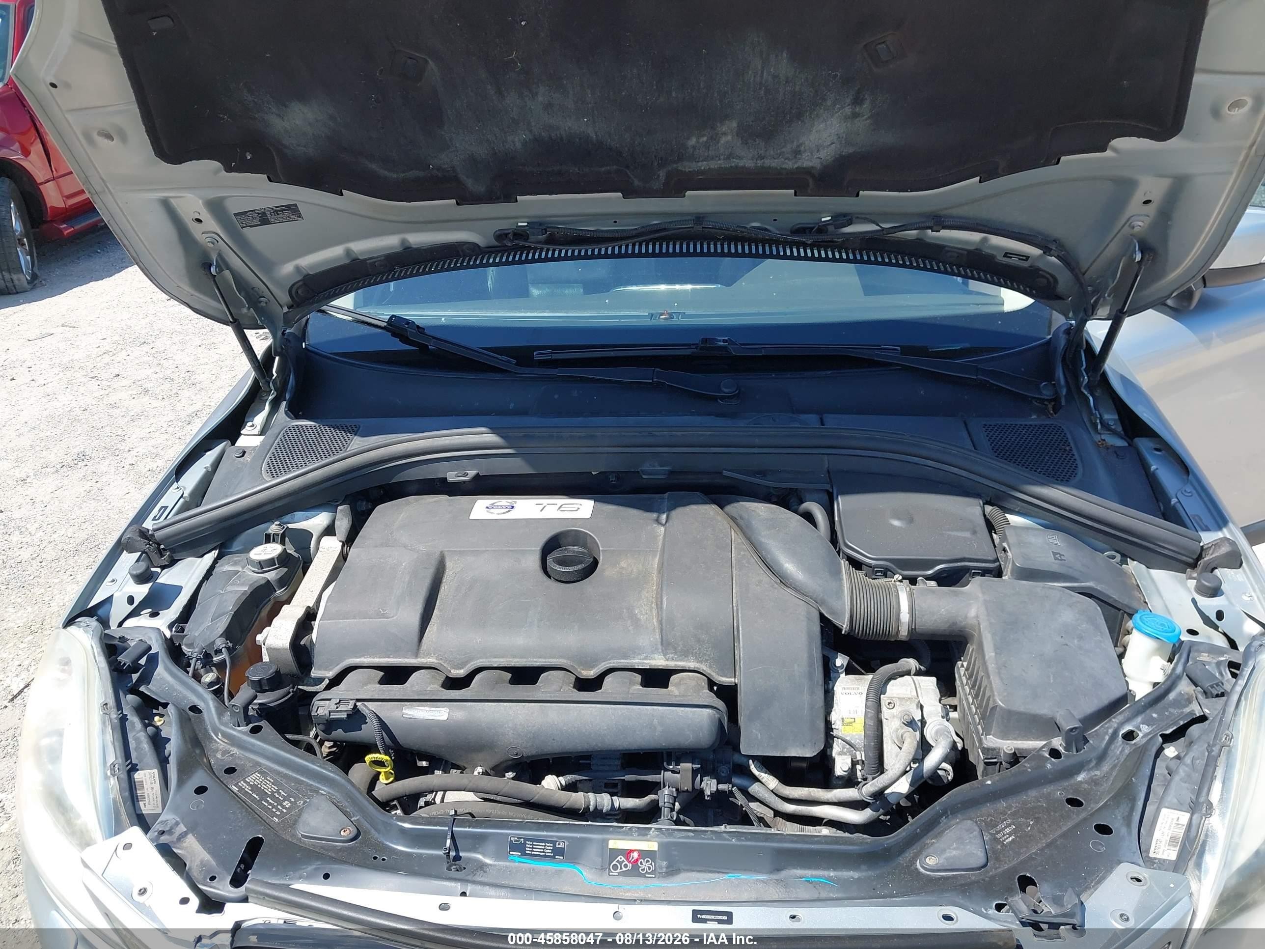 2012 Volvo Xc60   Silver vin: YV4902DZ6C2326368