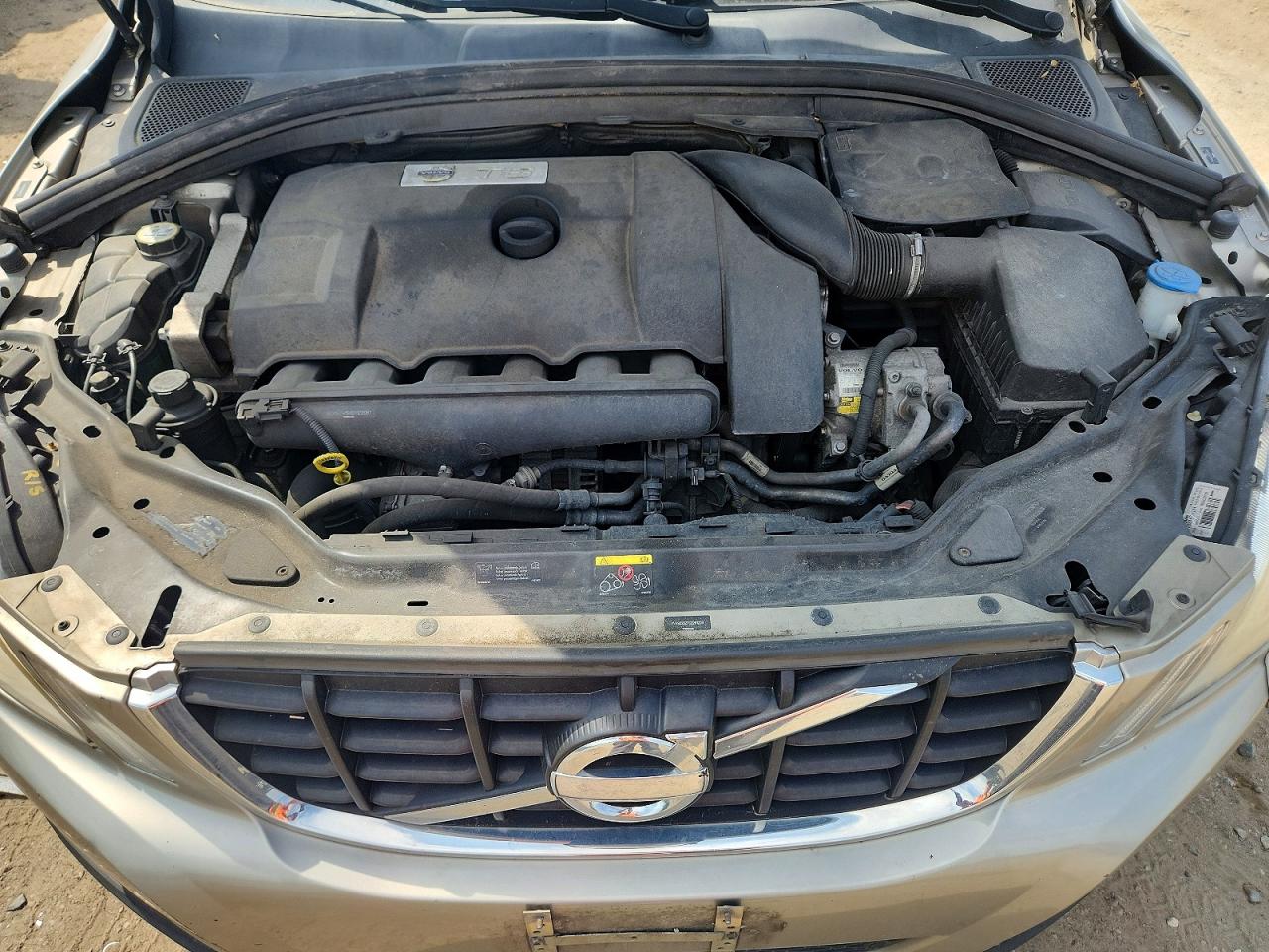 2012 Volvo Xc60 T6 Бежевый vin: YV4902DZ7C2281229