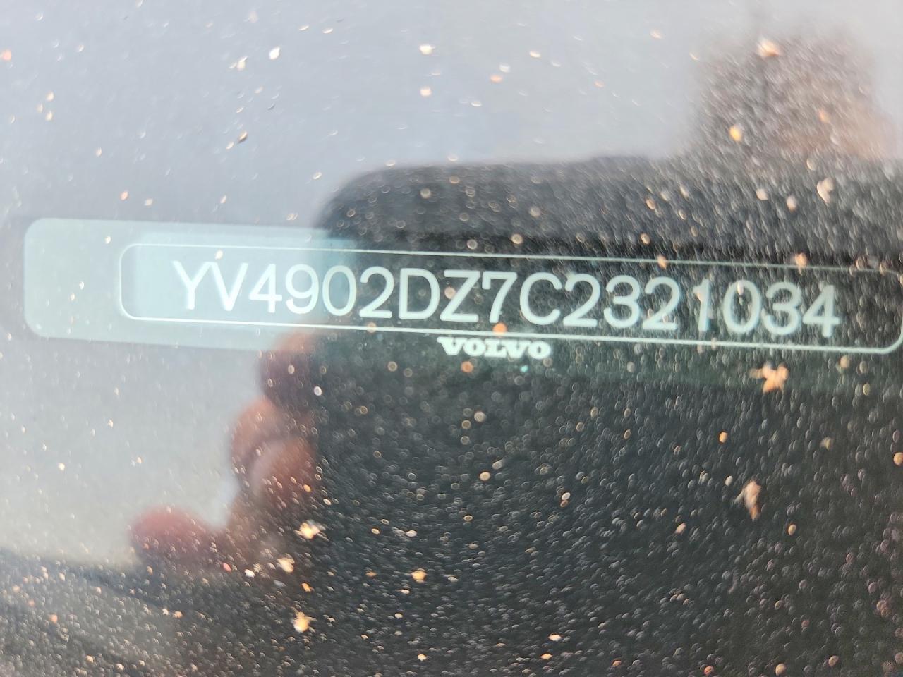 2012 Volvo Xc60 T6 Серебряный vin: YV4902DZ7C2321034