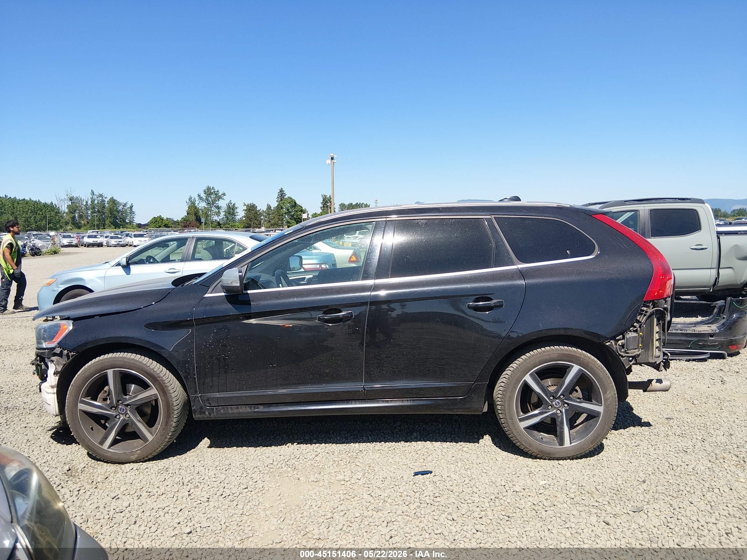 2014 Volvo Xc60 T6 R-design Platinum Black vin: YV4902DZ7E2554267