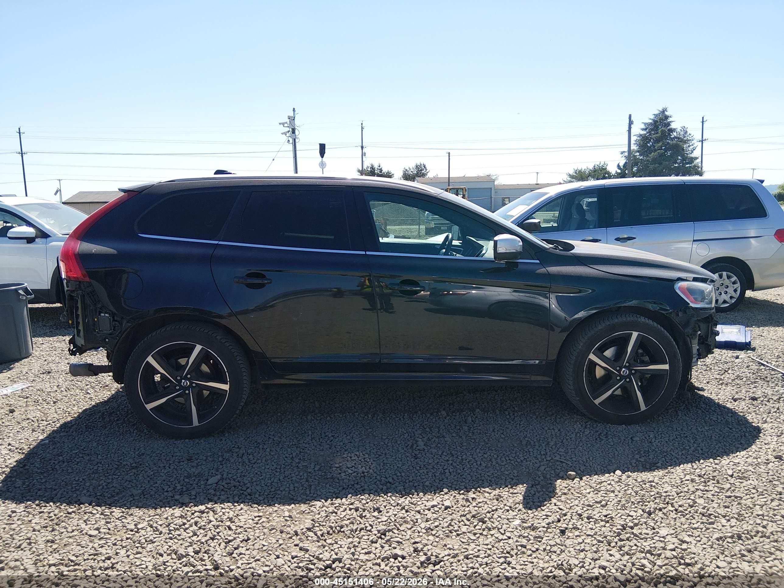 2014 Volvo Xc60 T6 R-design Platinum Black vin: YV4902DZ7E2554267