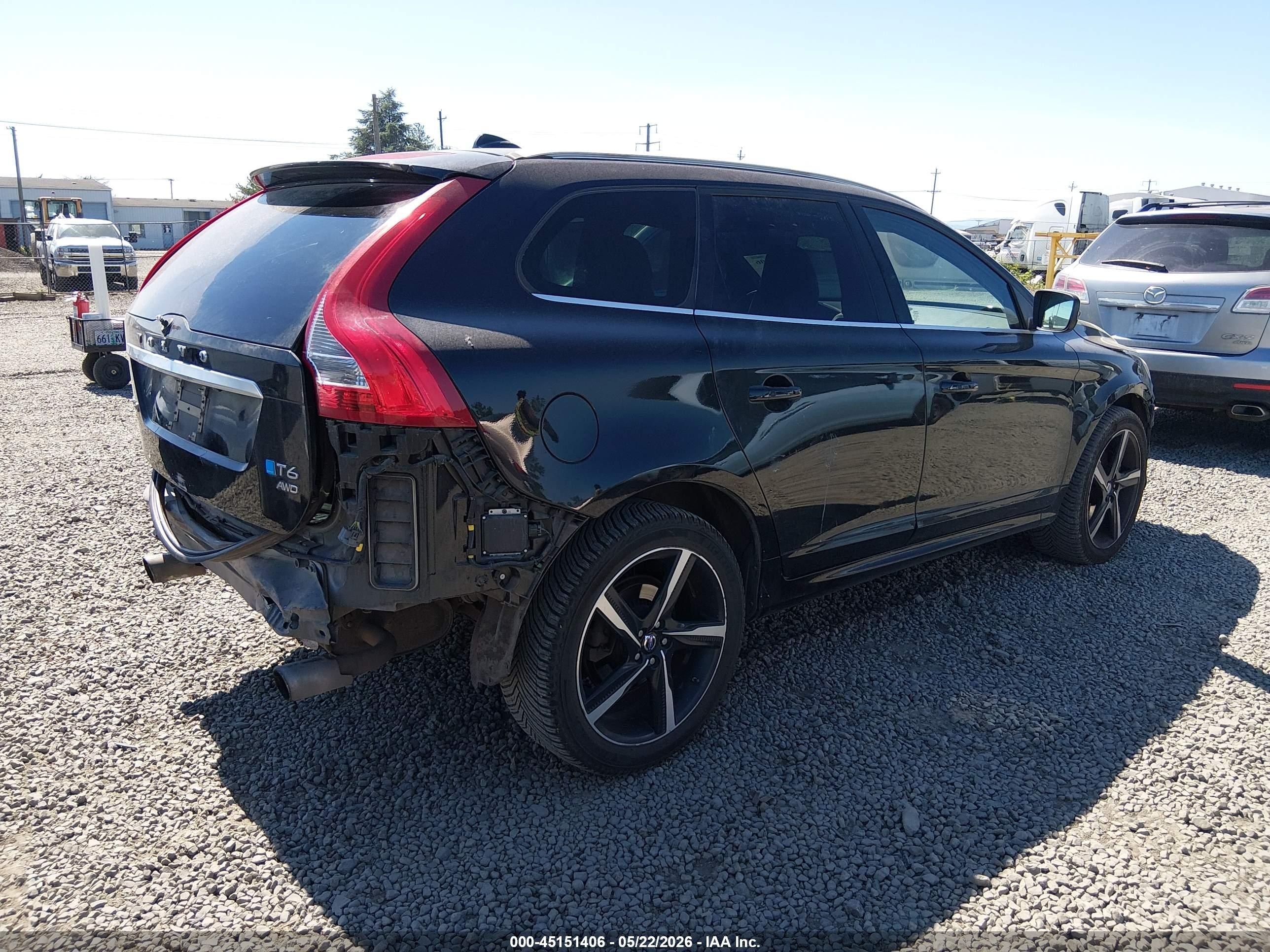 2014 Volvo Xc60 T6 R-design Platinum Black vin: YV4902DZ7E2554267