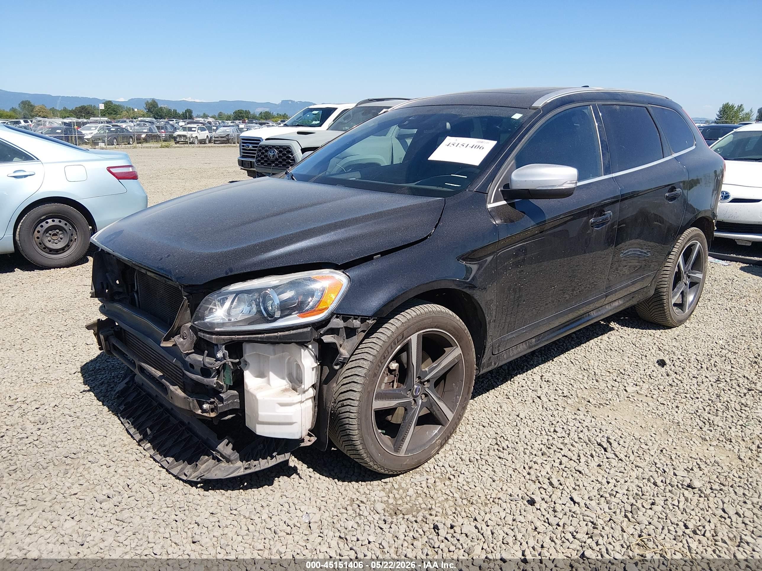 2014 Volvo Xc60 T6 R-design Platinum Black vin: YV4902DZ7E2554267