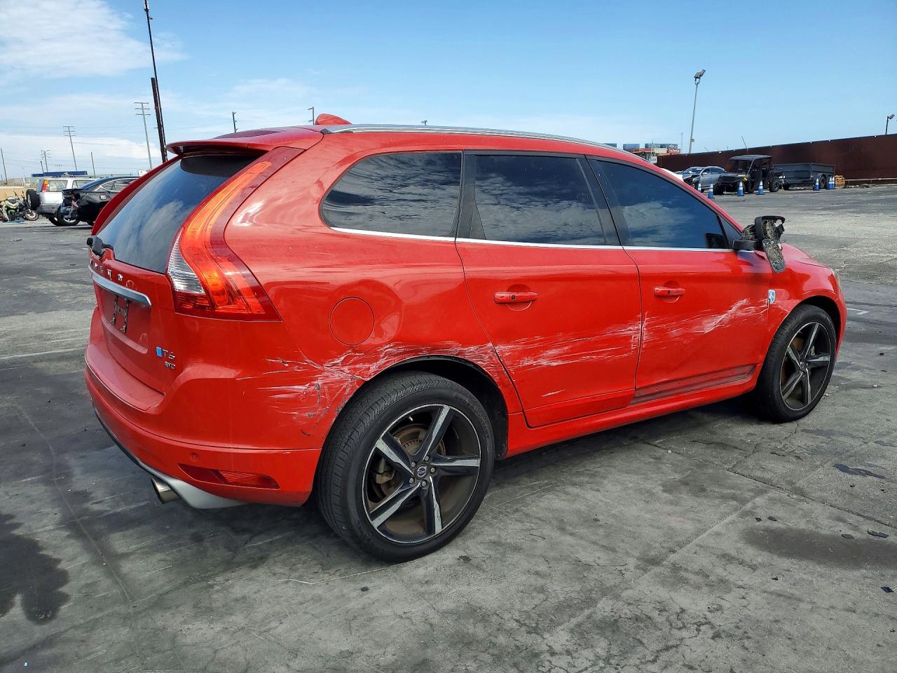 2014 Volvo Xc60 T6 Red vin: YV4902DZ7E2554477