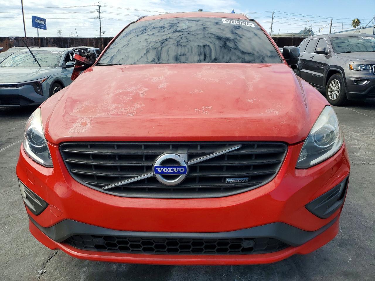 2014 Volvo Xc60 T6 Red vin: YV4902DZ7E2554477