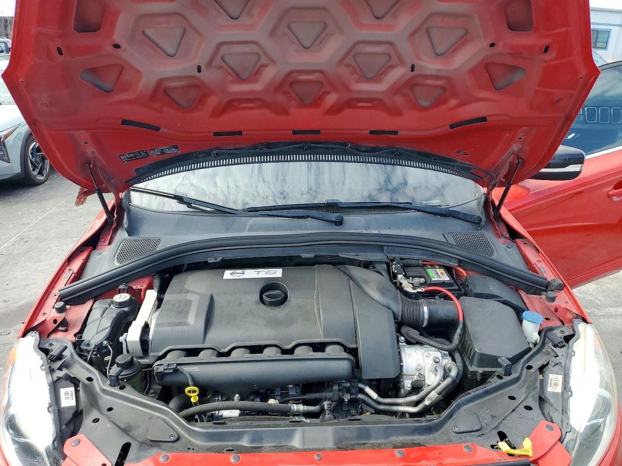 2014 Volvo Xc60 T6 Red vin: YV4902DZ7E2554477
