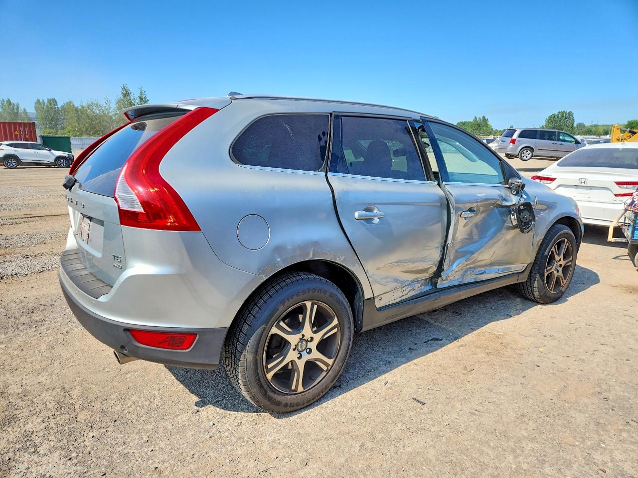 2011 Volvo Xc60 T6 Silver vin: YV4902DZ8B2152267