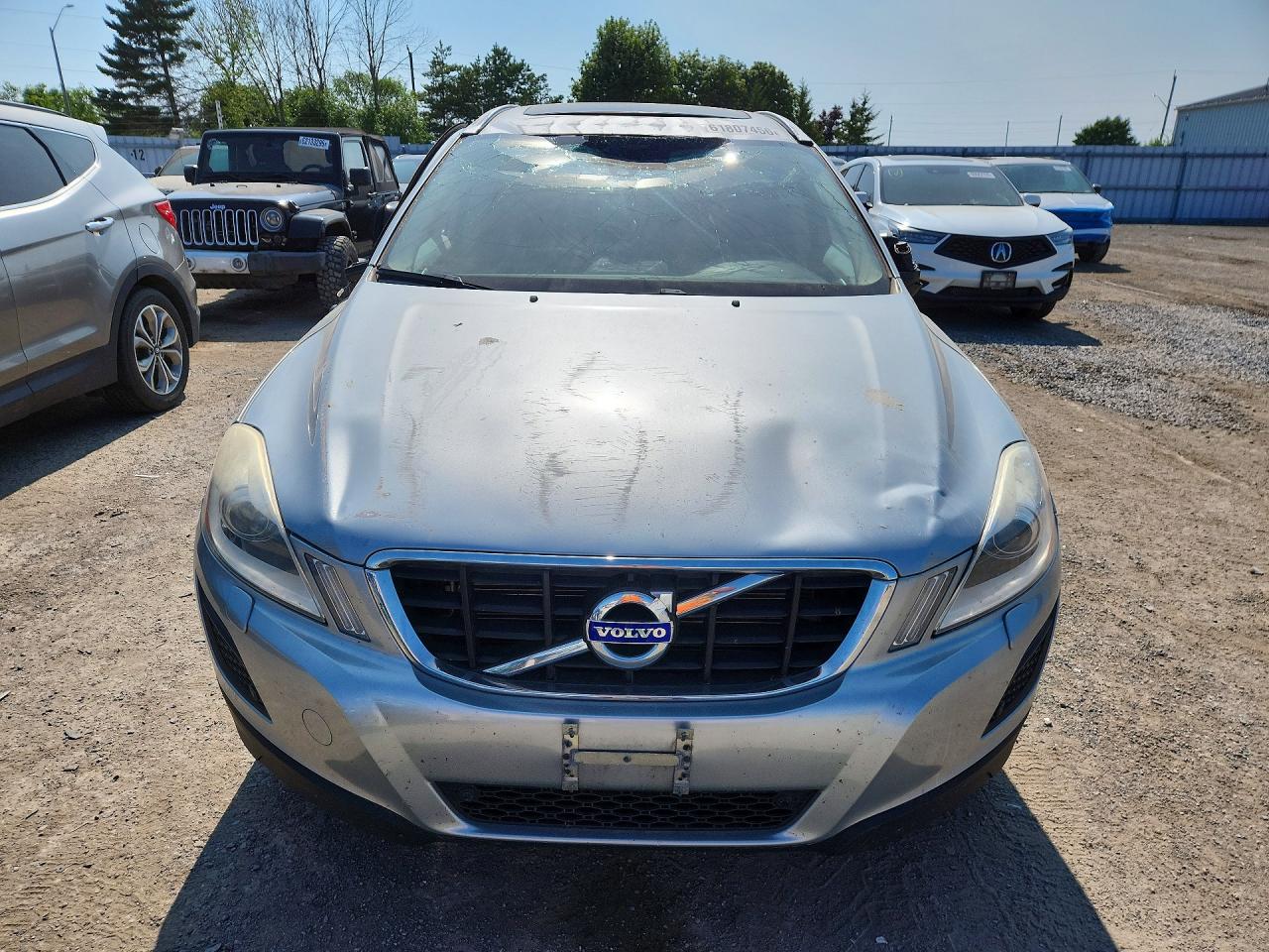 2011 Volvo Xc60 T6 Silver vin: YV4902DZ8B2152267