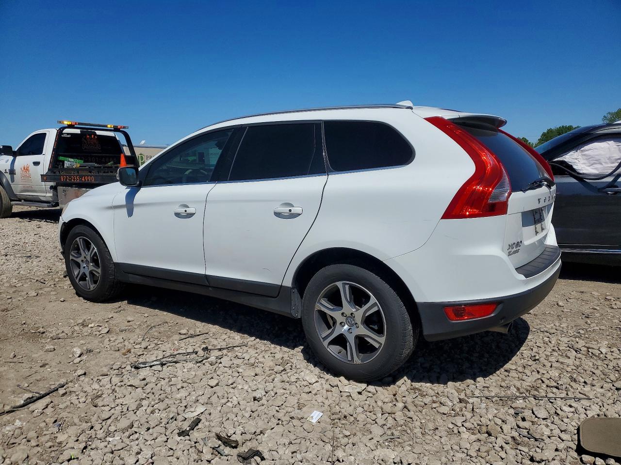 2011 Volvo Xc60 T6 White vin: YV4902DZ8B2180697