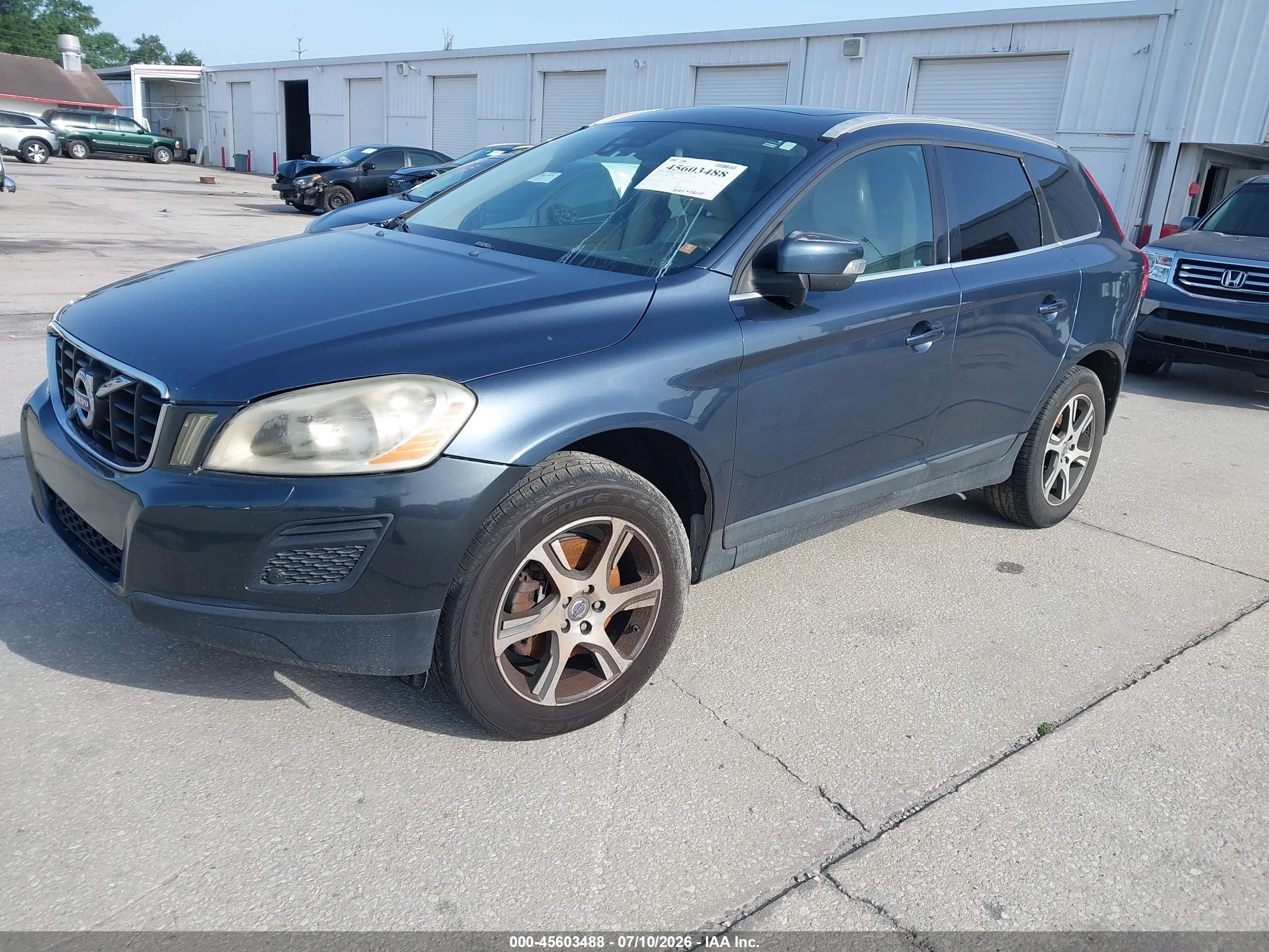 2011 Volvo Xc60 T6/t6 R-design Blue vin: YV4902DZ8B2216792