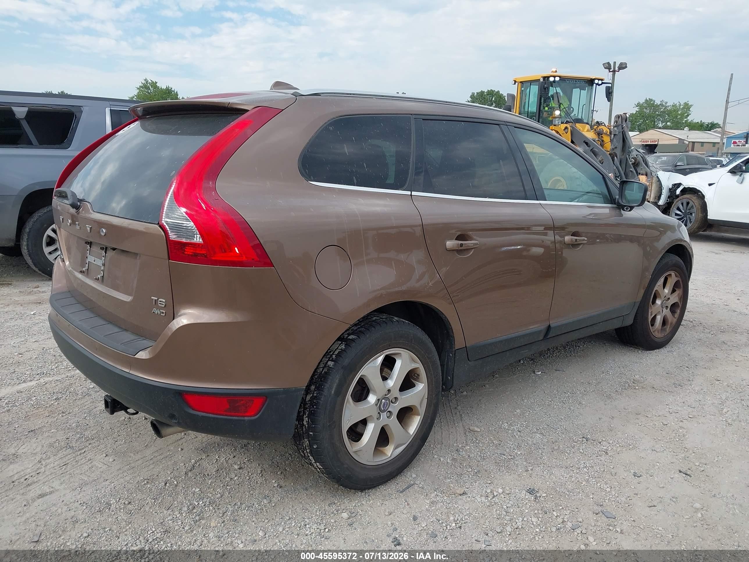2012 Volvo Xc60 T6/t6 Platinum/t6 Premier Plus/t6 R-design/t6 R-design Platinum/t6 R-design Premier Plus Brown vin: YV4902DZ8C2340627