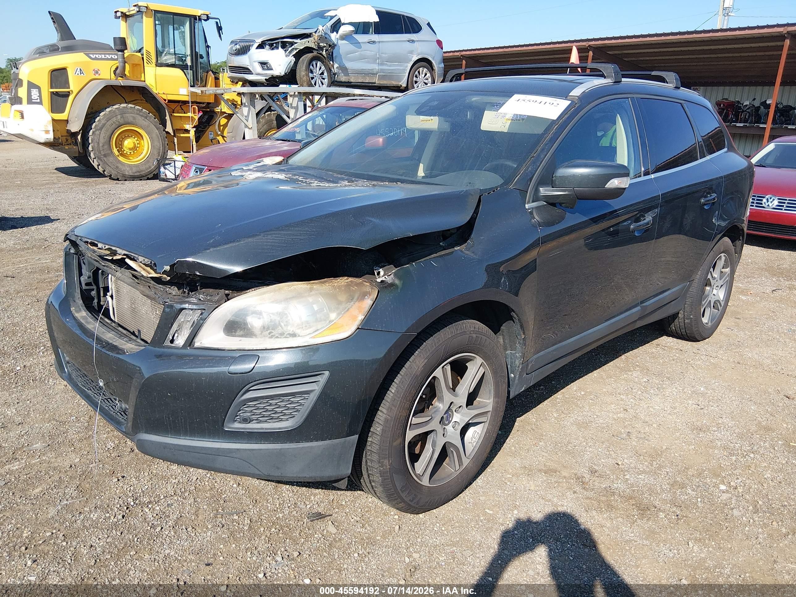 2013 Volvo Xc60 T6/t6 Platinum/t6 Premier Plus/t6 R-design/t6 R-design Platinum/t6 R-design Premier Plus Blue vin: YV4902DZ8D2380241