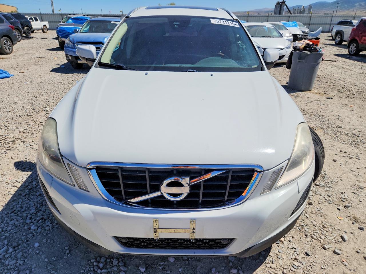 2013 Volvo Xc60 T6 White vin: YV4902DZ8D2414291