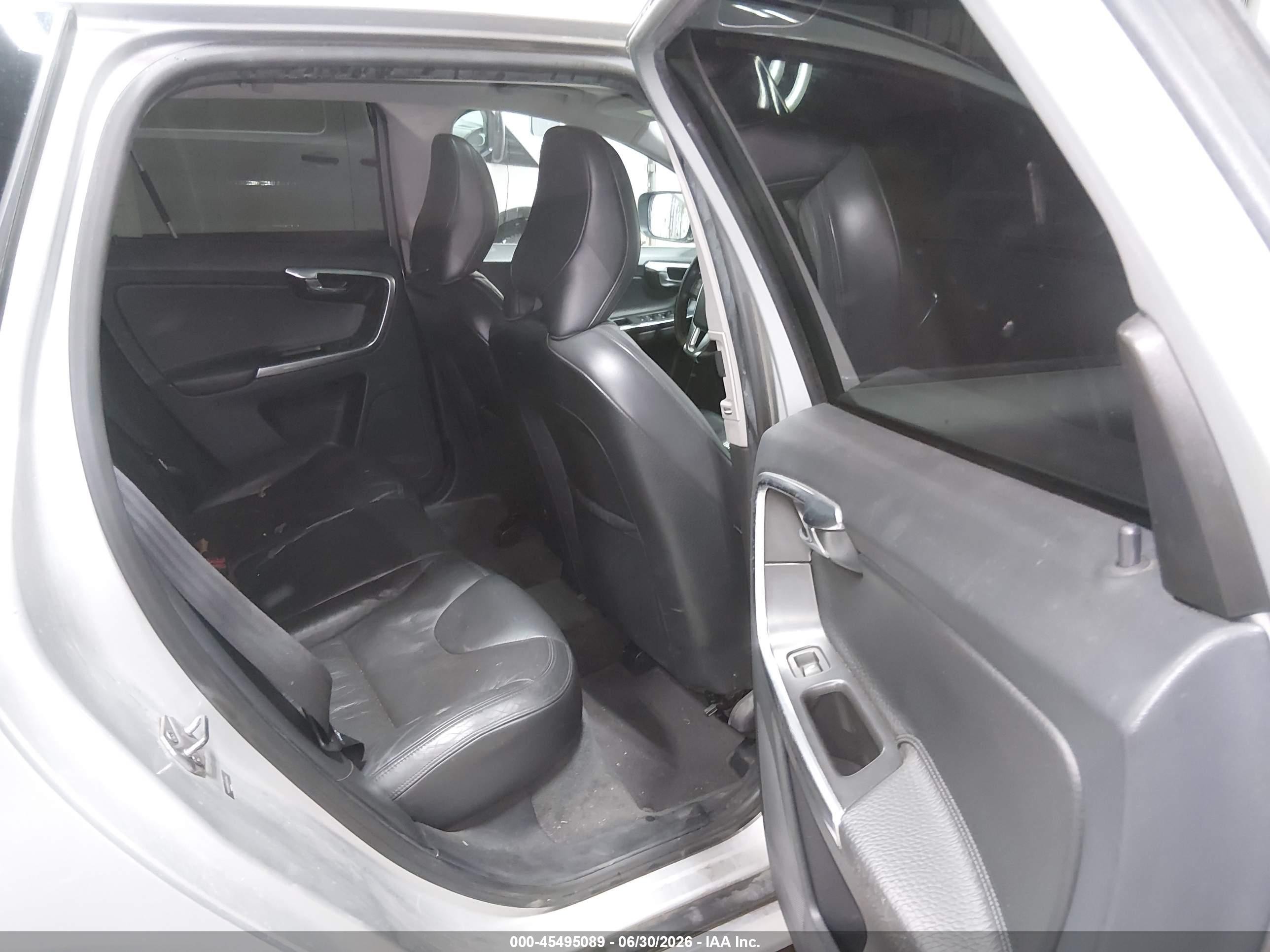 2014 Volvo Xc60 3.0l Premier Plus Silver vin: YV4902DZ8E2503196
