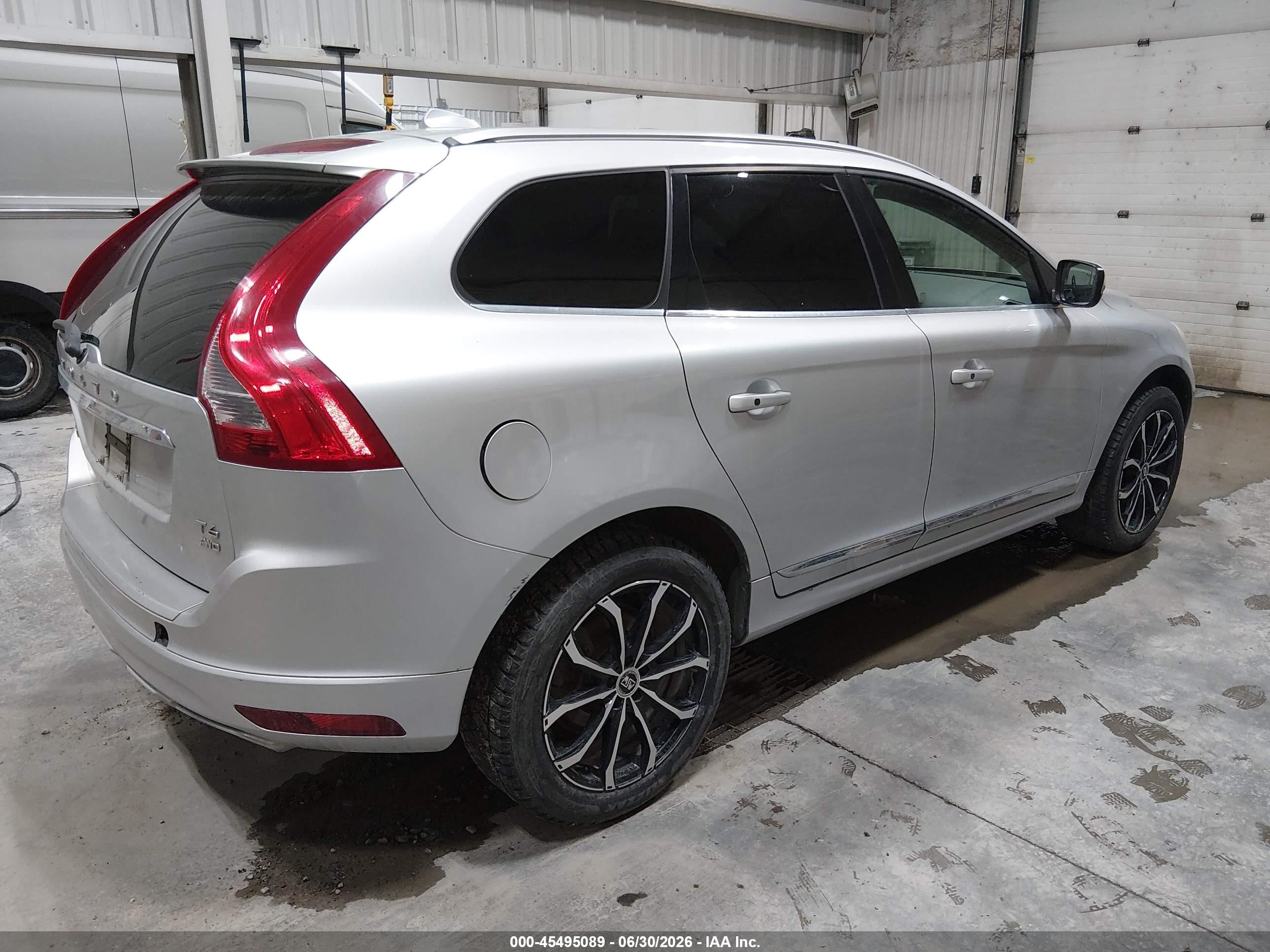2014 Volvo Xc60 3.0l Premier Plus Silver vin: YV4902DZ8E2503196