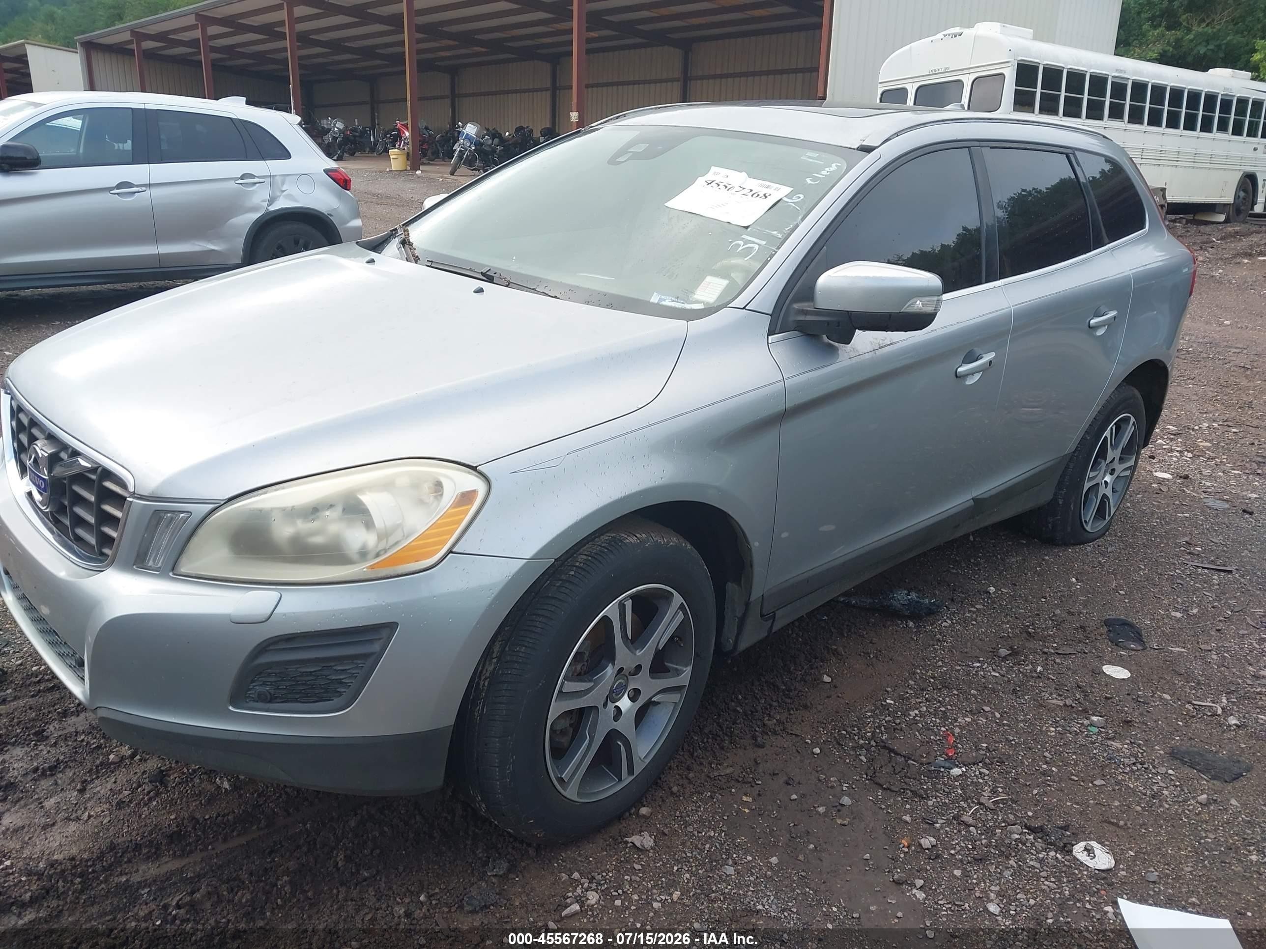 2012 Volvo Xc60 T6/t6 Platinum/t6 Premier Plus/t6 R-design/t6 R-design Platinum/t6 R-design Premier Plus Silver vin: YV4902DZ9C2317356