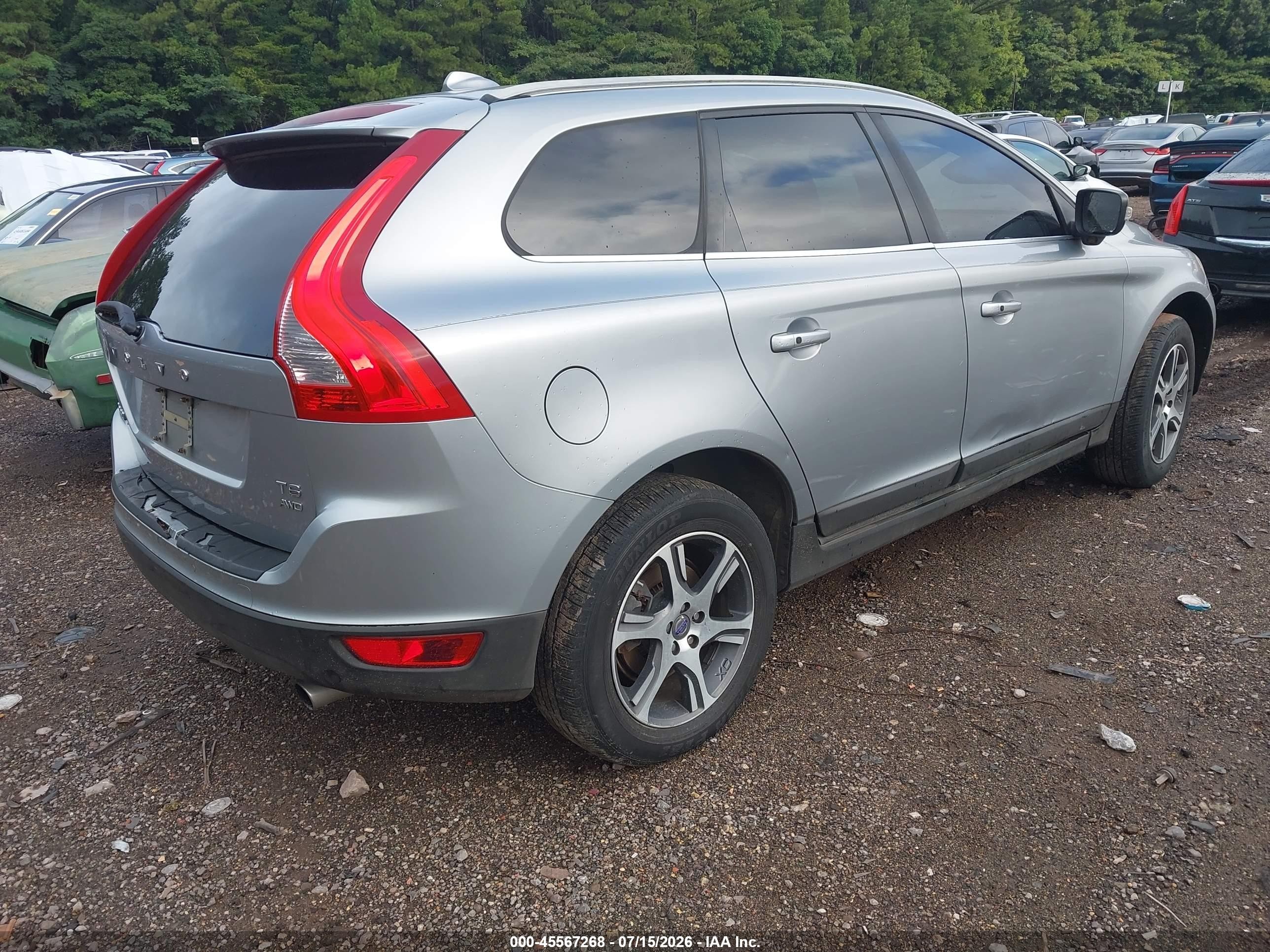 2012 Volvo Xc60 T6/t6 Platinum/t6 Premier Plus/t6 R-design/t6 R-design Platinum/t6 R-design Premier Plus Silver vin: YV4902DZ9C2317356