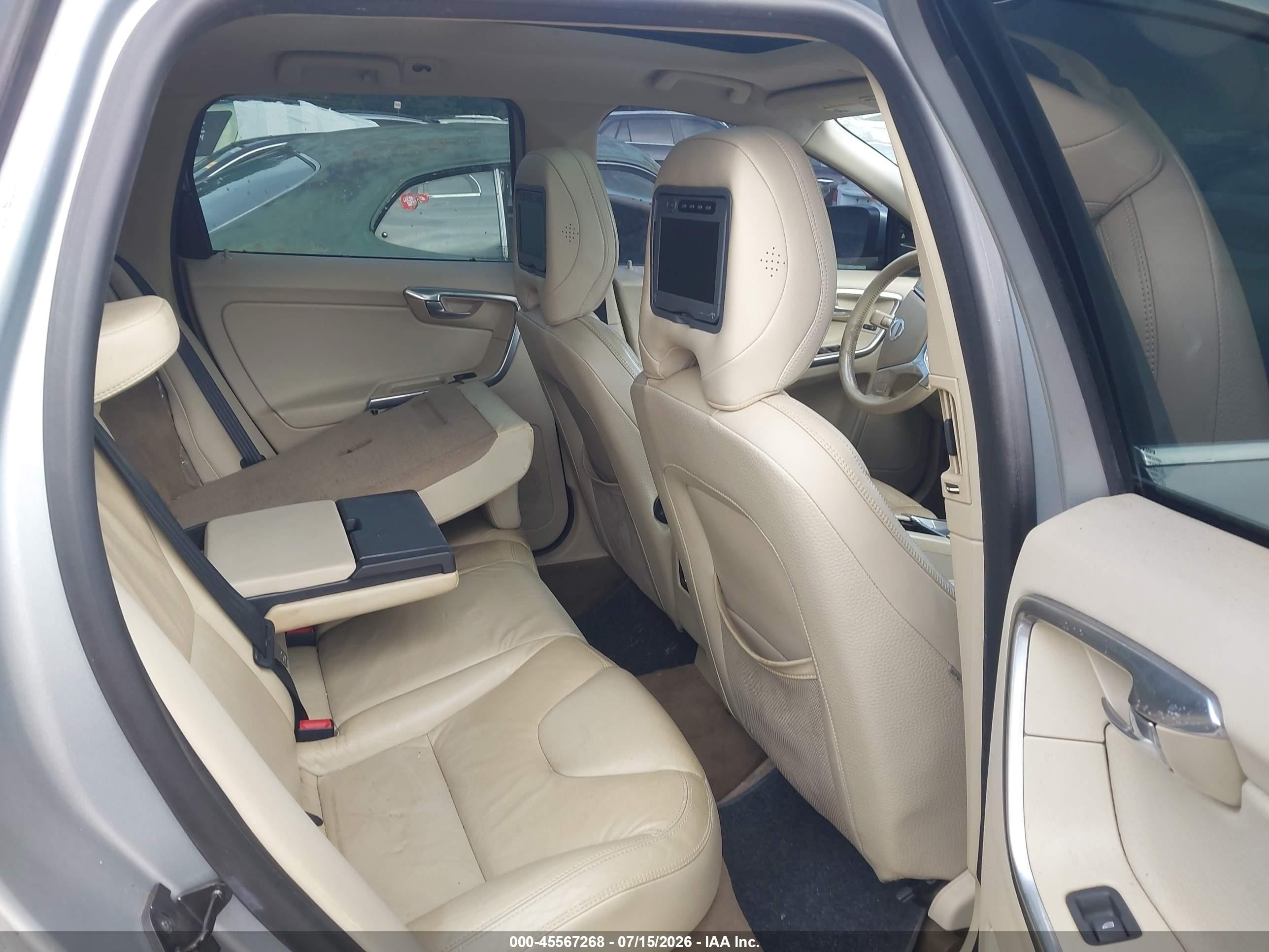 2012 Volvo Xc60 T6/t6 Platinum/t6 Premier Plus/t6 R-design/t6 R-design Platinum/t6 R-design Premier Plus Silver vin: YV4902DZ9C2317356