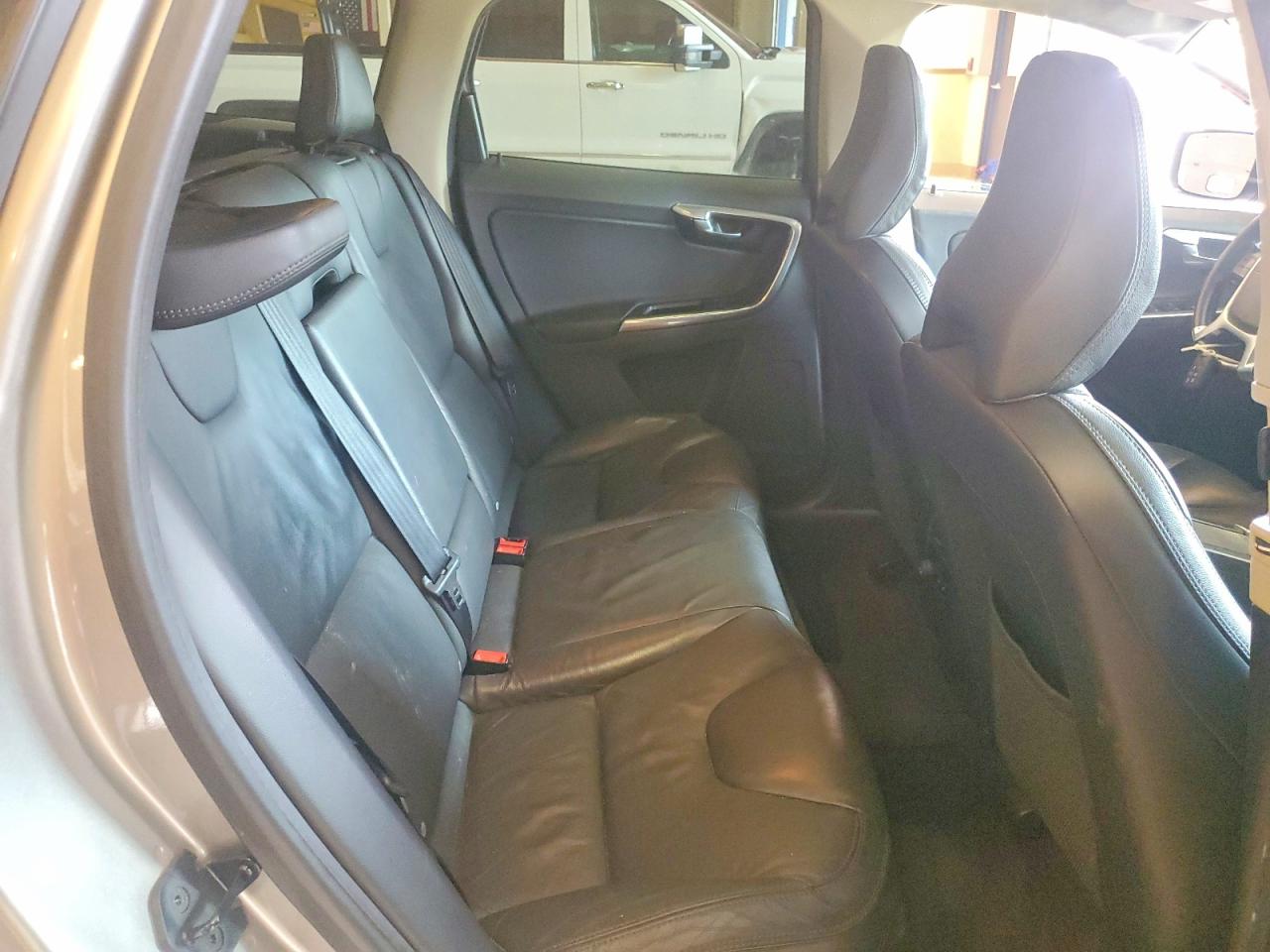 2013 Volvo Xc60 T6 Silver vin: YV4902DZ9D2420777