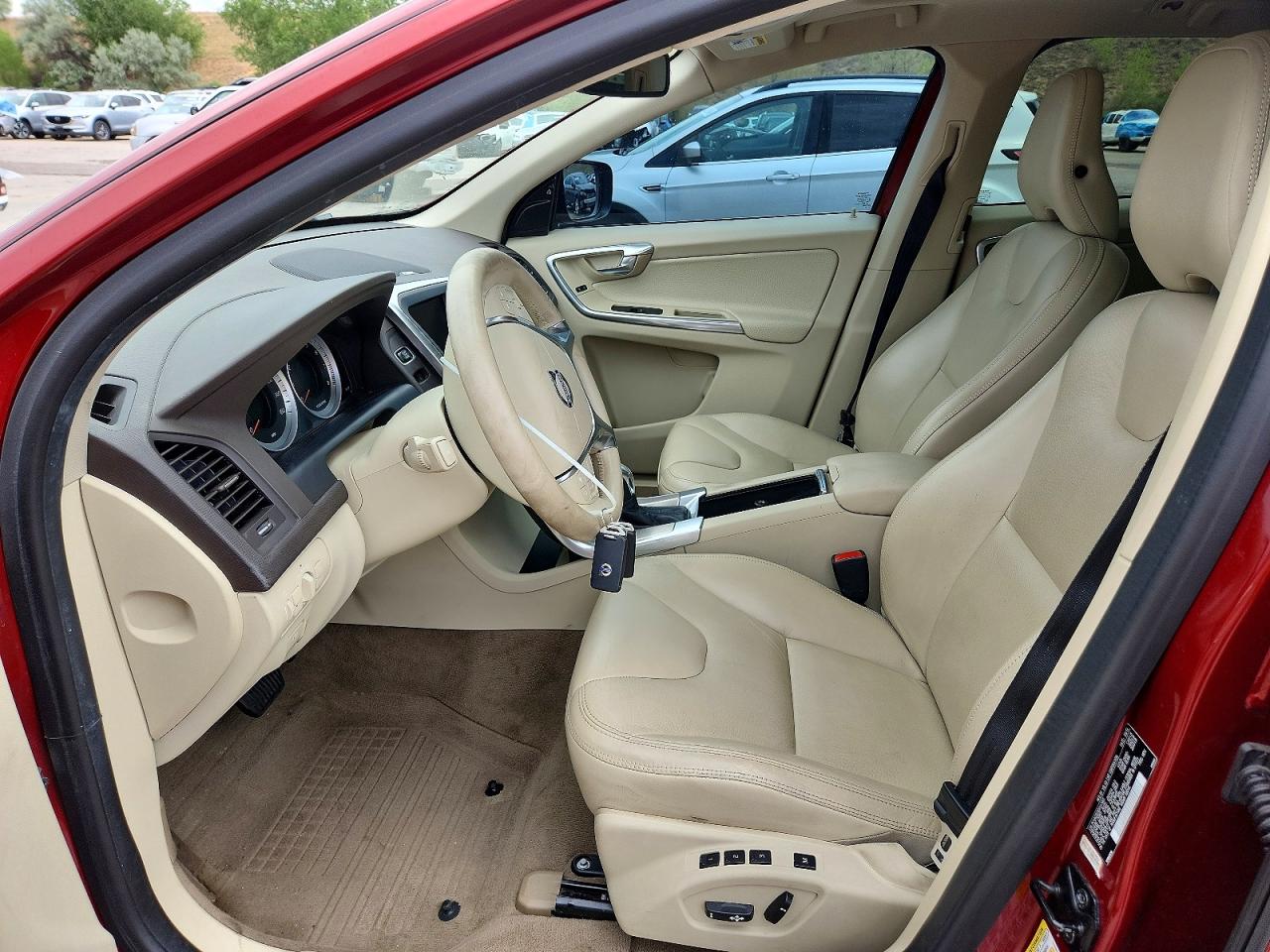 2013 Volvo Xc60 T6 Red vin: YV4902DZ9D2447865