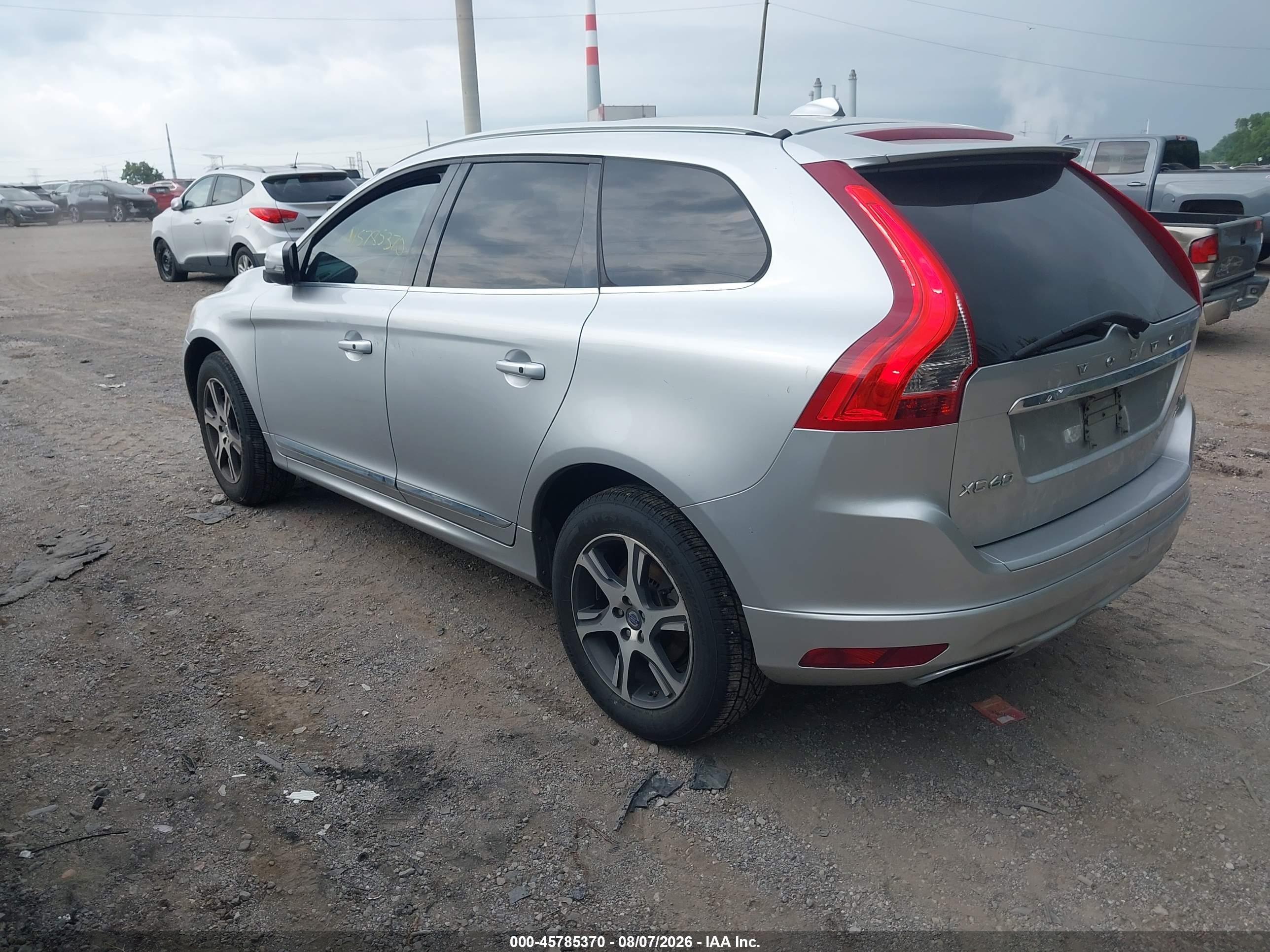 2014 Volvo Xc60 3.0l Premier Plus Серебряный vin: YV4902DZ9E2500369