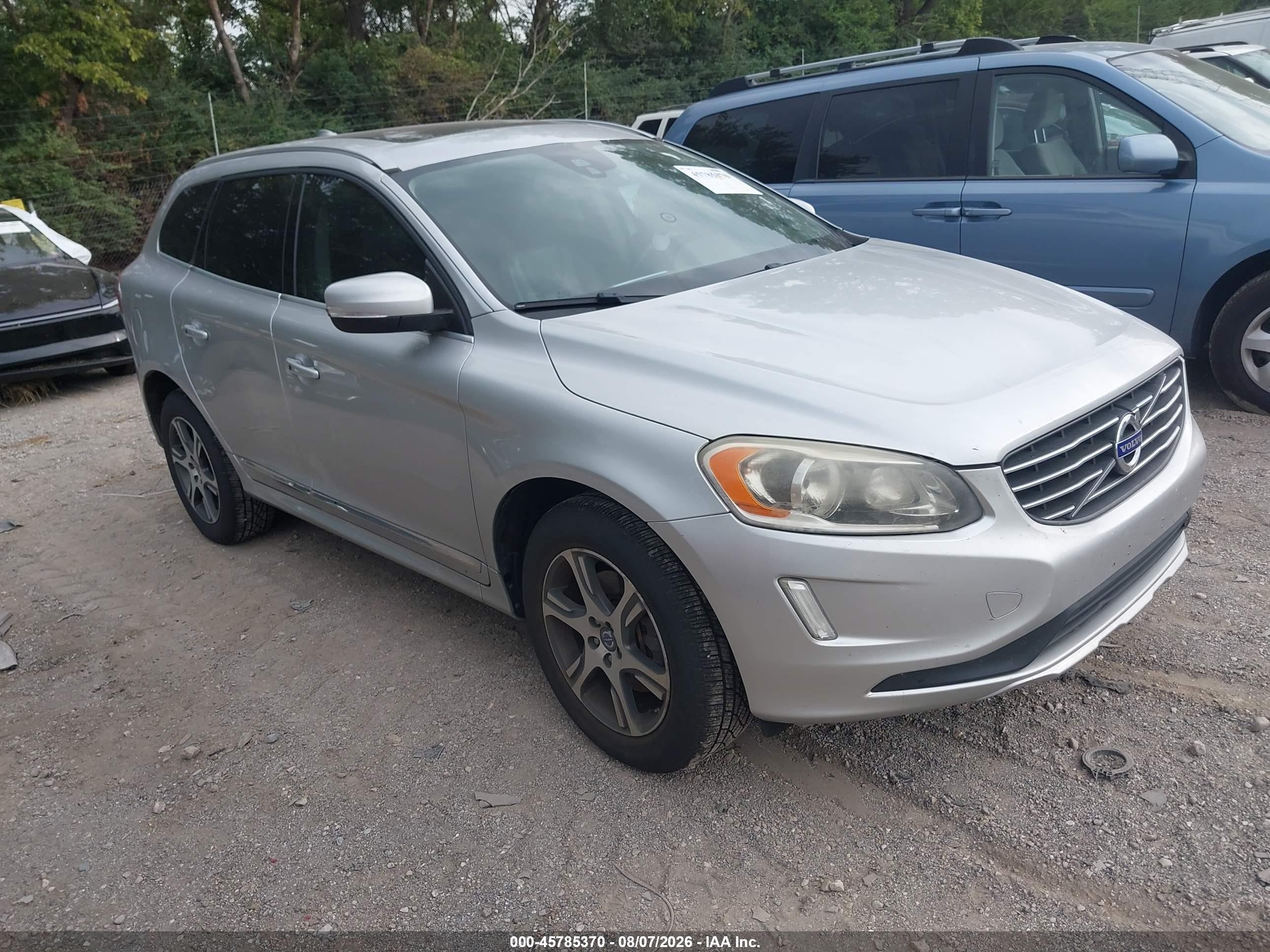 YV4902DZ9E2500369