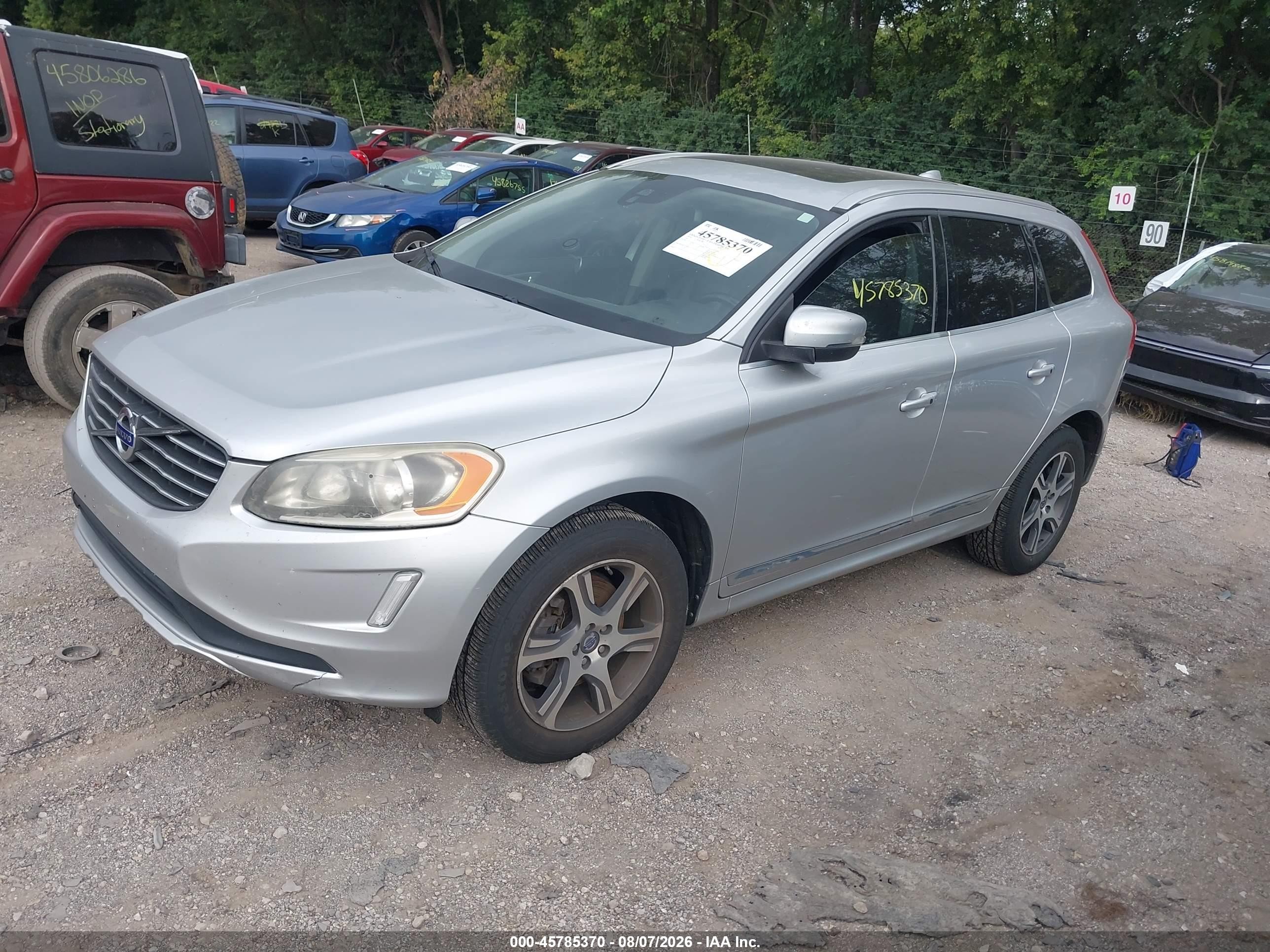 2014 Volvo Xc60 3.0l Premier Plus Серебряный vin: YV4902DZ9E2500369