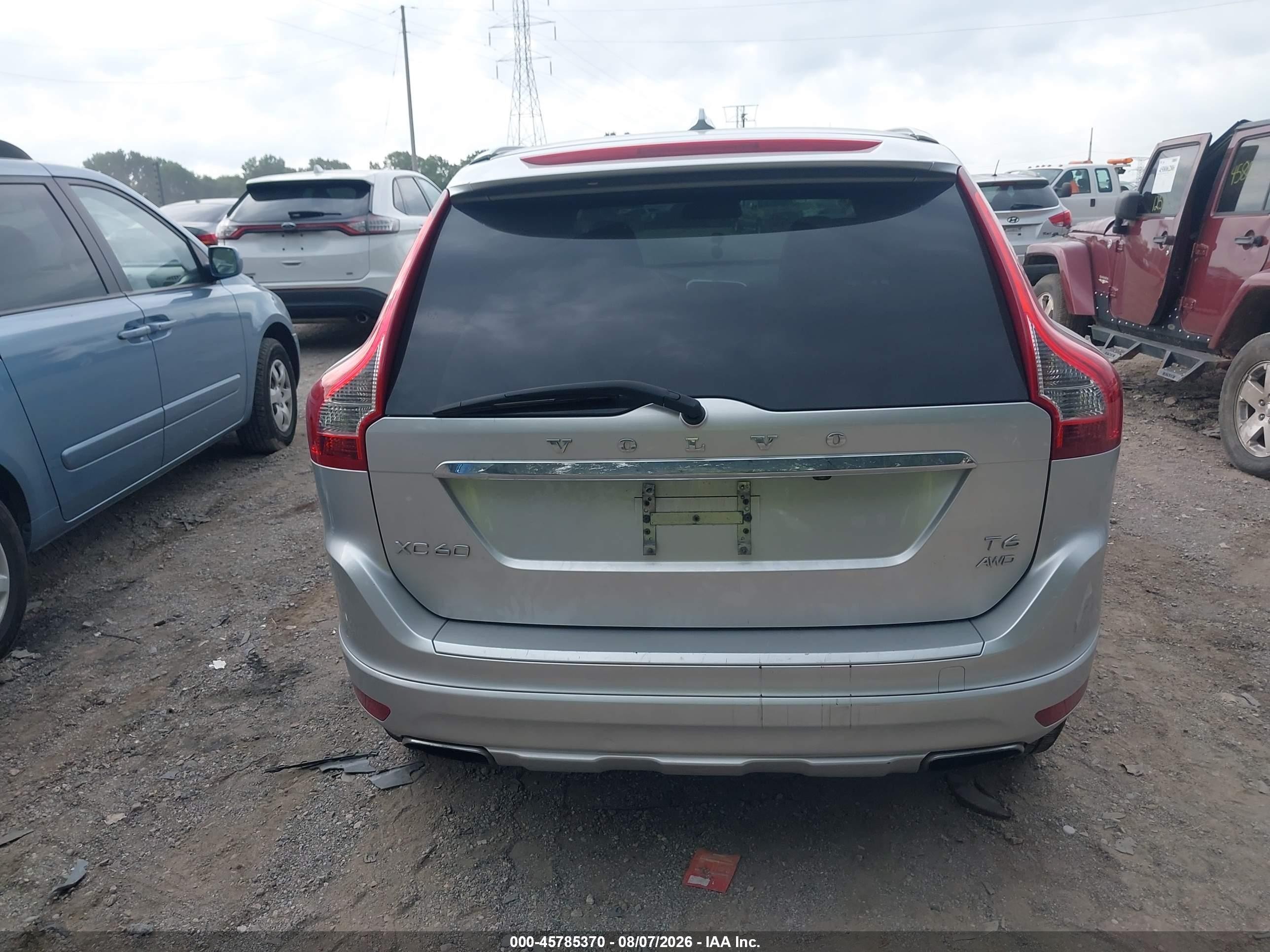 2014 Volvo Xc60 3.0l Premier Plus Серебряный vin: YV4902DZ9E2500369
