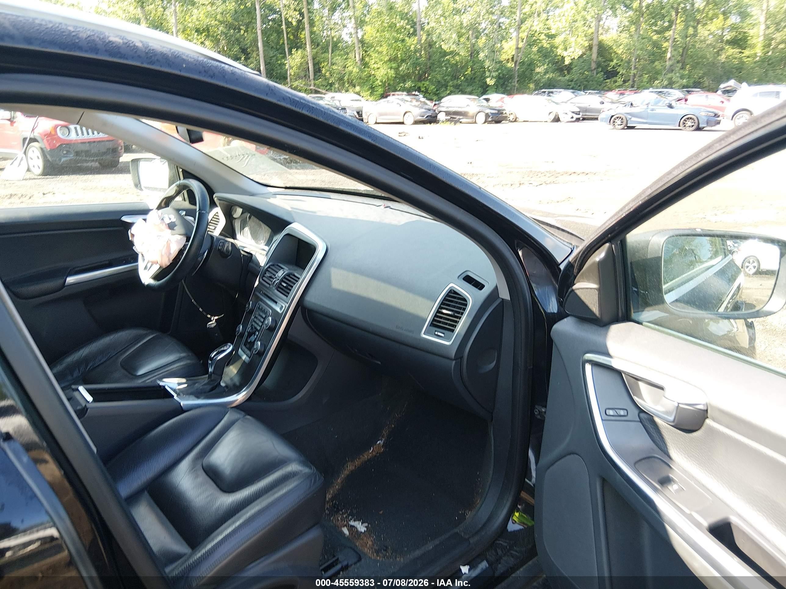 2014 Volvo Xc60 T6 R-design Черный vin: YV4902DZ9E2543318