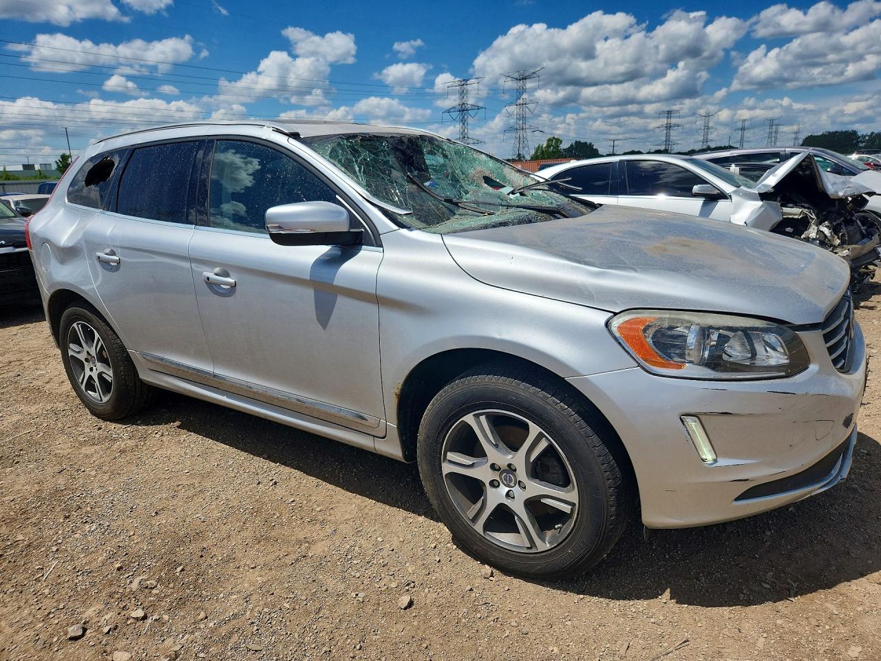 2014 Volvo Xc60 T6 Silver vin: YV4902DZ9E2556327