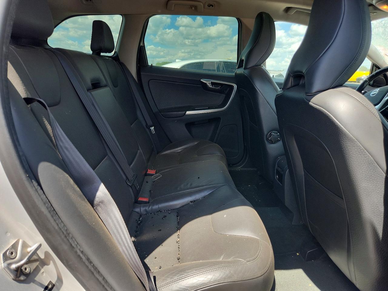 2014 Volvo Xc60 T6 Silver vin: YV4902DZ9E2556327