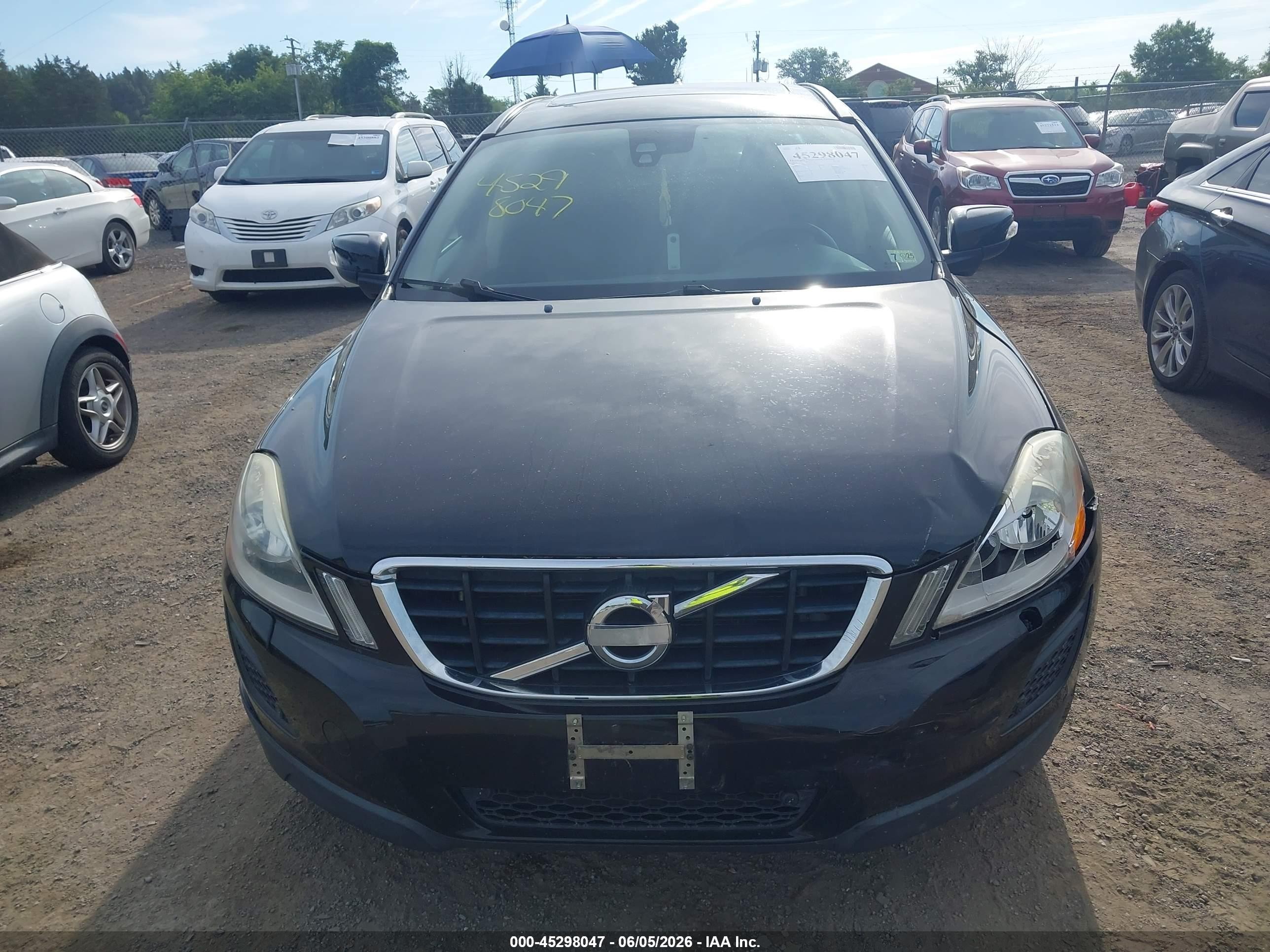 2011 Volvo Xc60 T6/t6 R-design Black vin: YV4902DZXB2192107