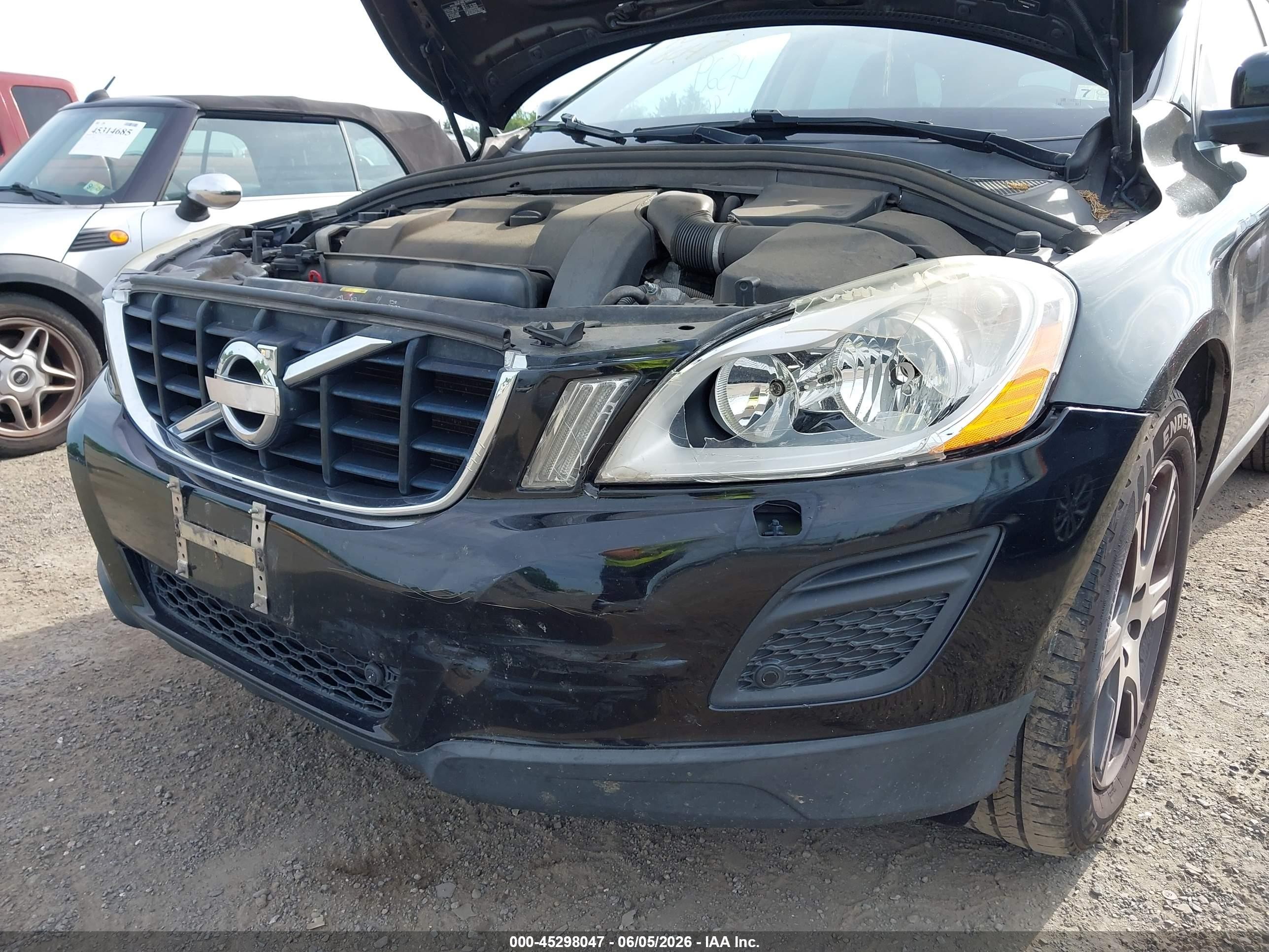 2011 Volvo Xc60 T6/t6 R-design Black vin: YV4902DZXB2192107