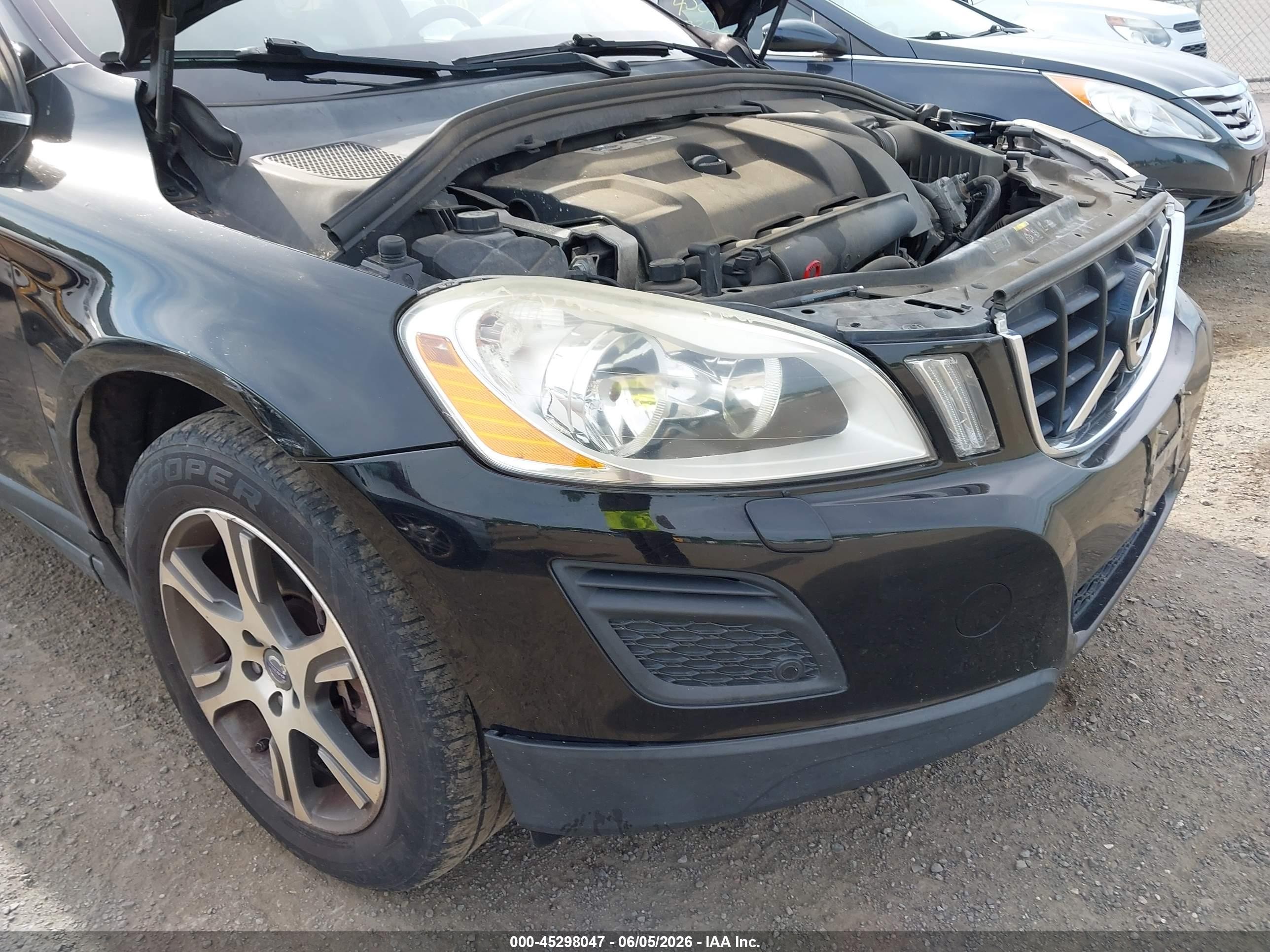 2011 Volvo Xc60 T6/t6 R-design Black vin: YV4902DZXB2192107