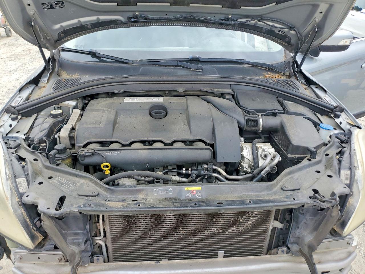 2012 Volvo Xc60 T6 Серебряный vin: YV4902DZXC2255241