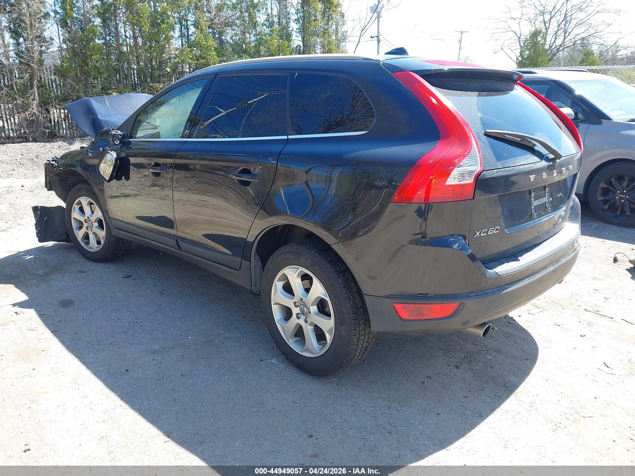 2012 Volvo Xc60 T6/t6 Platinum/t6 Premier Plus/t6 R-design/t6 R-design Platinum/t6 R-design Premier Plus Black vin: YV4902DZXC2307855