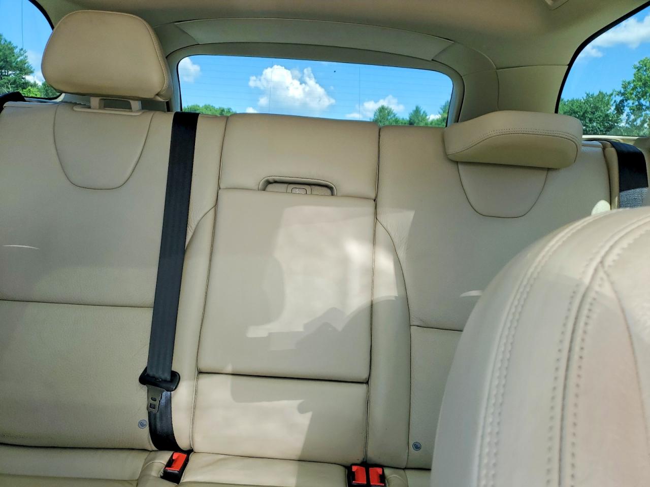 2014 Volvo Xc60 T6 Silver vin: YV4902DZXE2520775