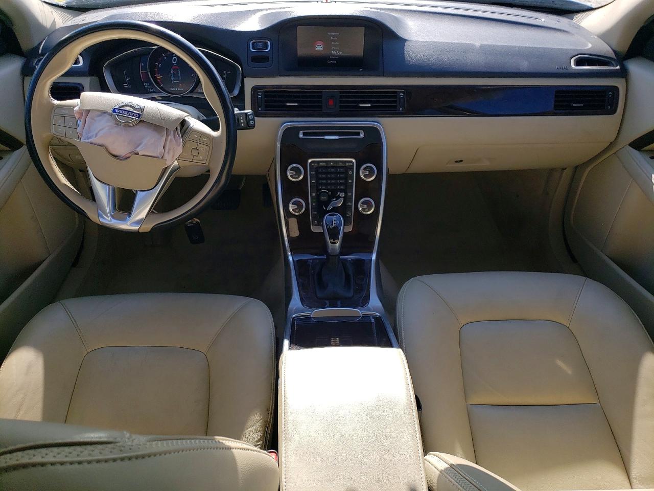 2015 Volvo Xc70 T6 Premier White vin: YV4902NK3F1223243