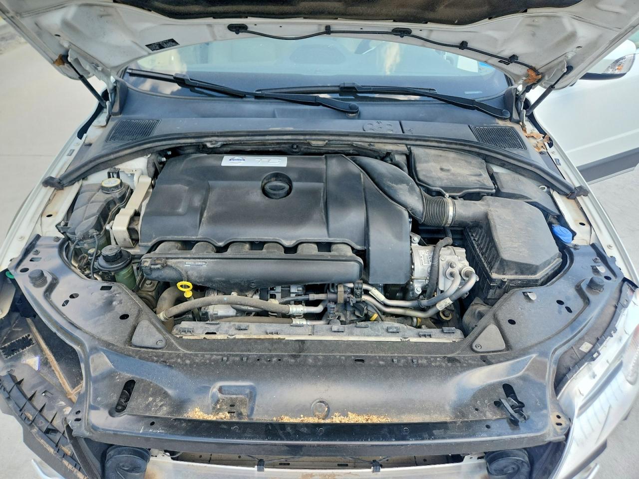 2015 Volvo Xc70 T6 Premier White vin: YV4902NK7F1208695