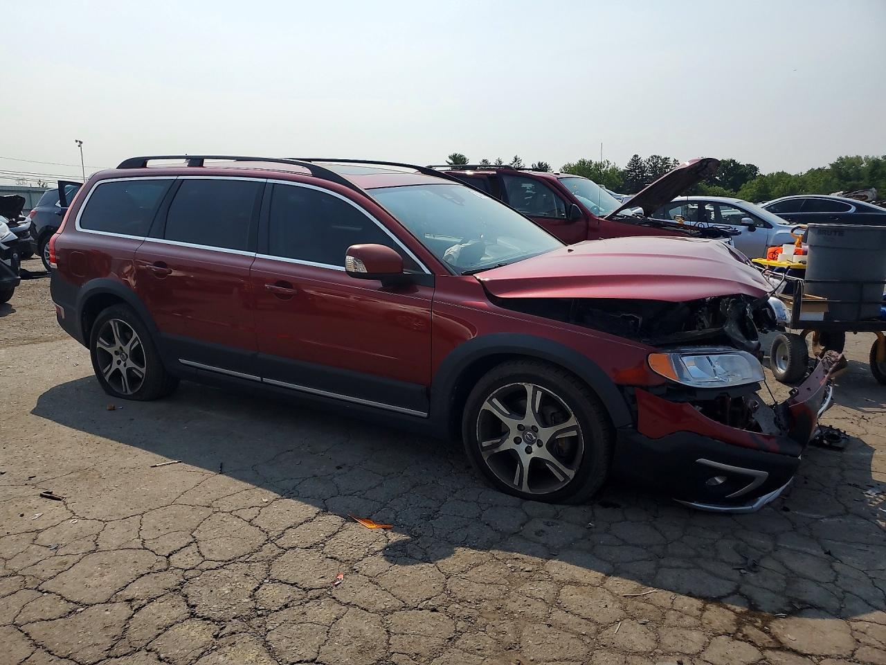 2015 Volvo Xc70 T6 Premier Темно-бордовый vin: YV4902NK9F1224400