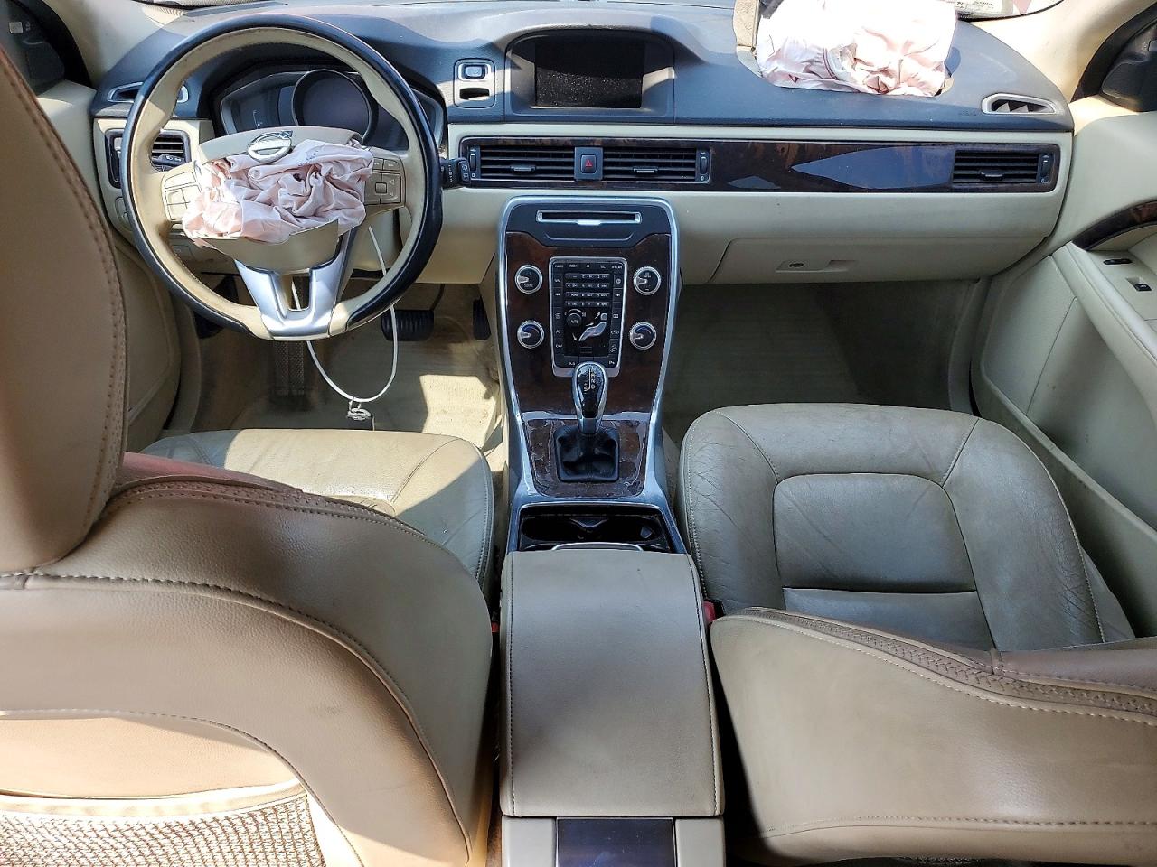 2015 Volvo Xc70 T6 Premier Темно-бордовый vin: YV4902NK9F1224400