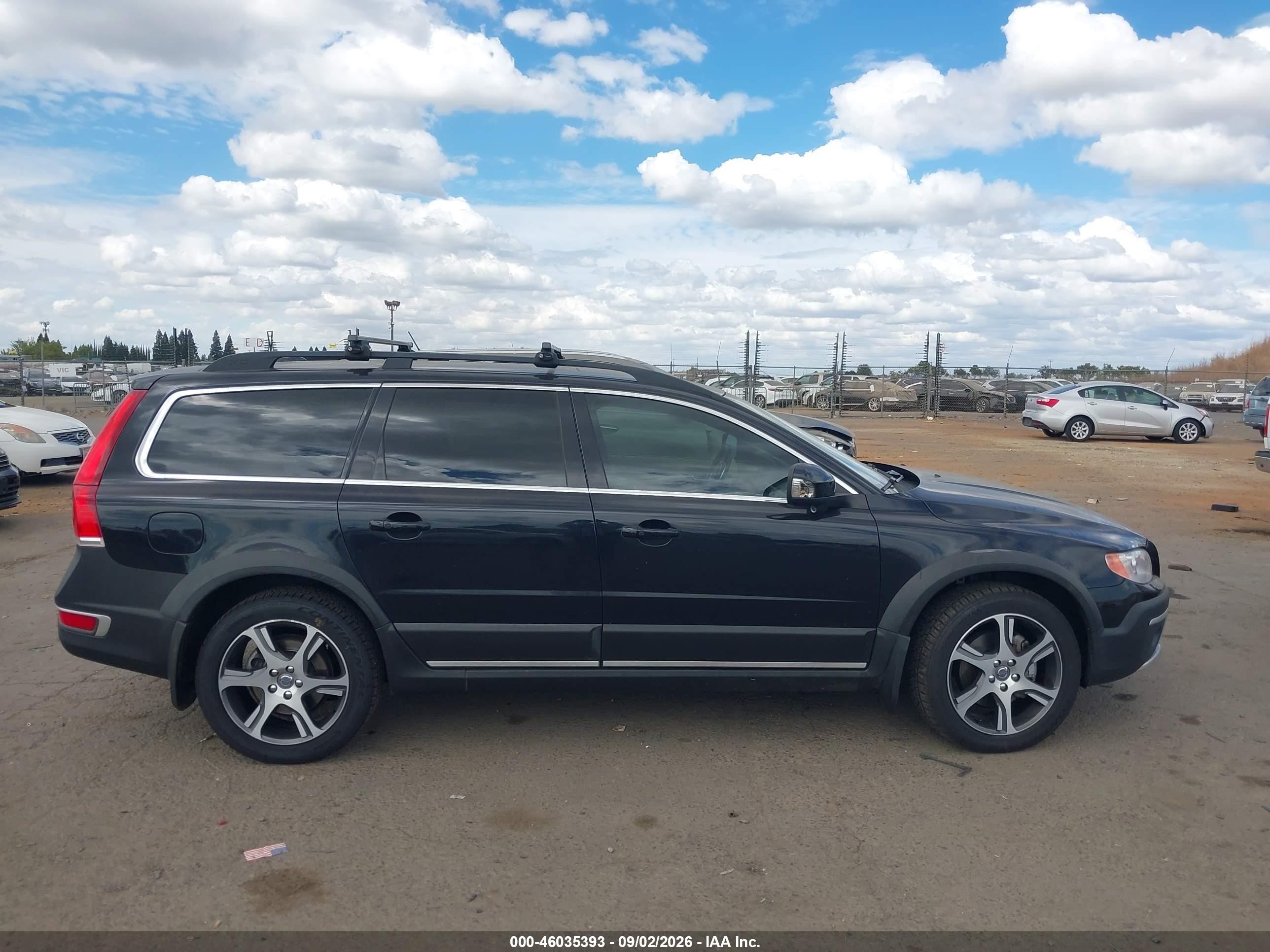 2015 Volvo Xc70 T6 Platinum Black vin: YV4902NM4F1230493
